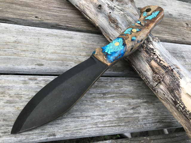 Huntsman Knife handmade bushcraft knife by QuickHatch Knife Co. in Idaho, built for hunting, camp chores, and outdoor use.