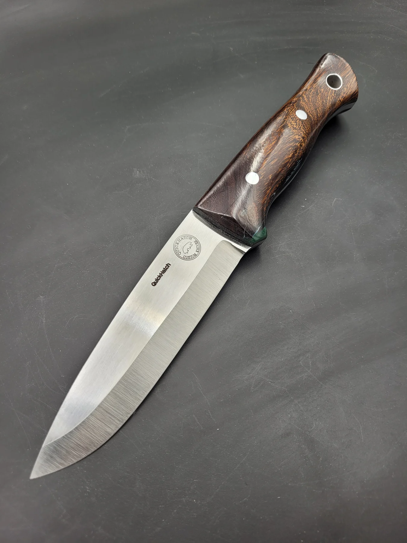 QuickHatch Trapper Ironwood knife