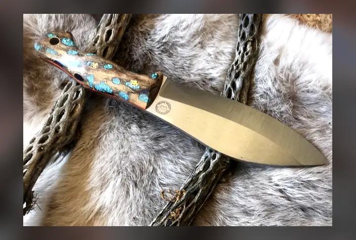 Large bushcraft knife
