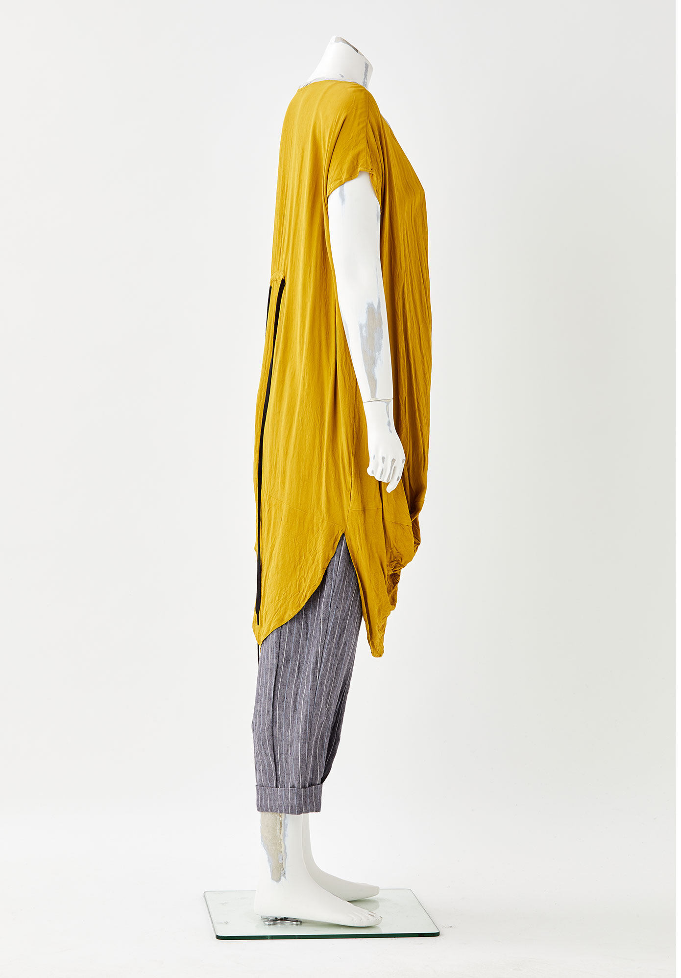 CURVE HEM TUNIC - MUSTARD