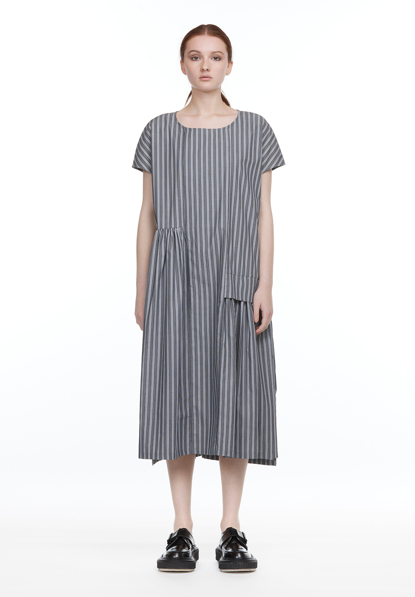 MOYURU - GATHER TUCK DRESS - GREY STRIPE