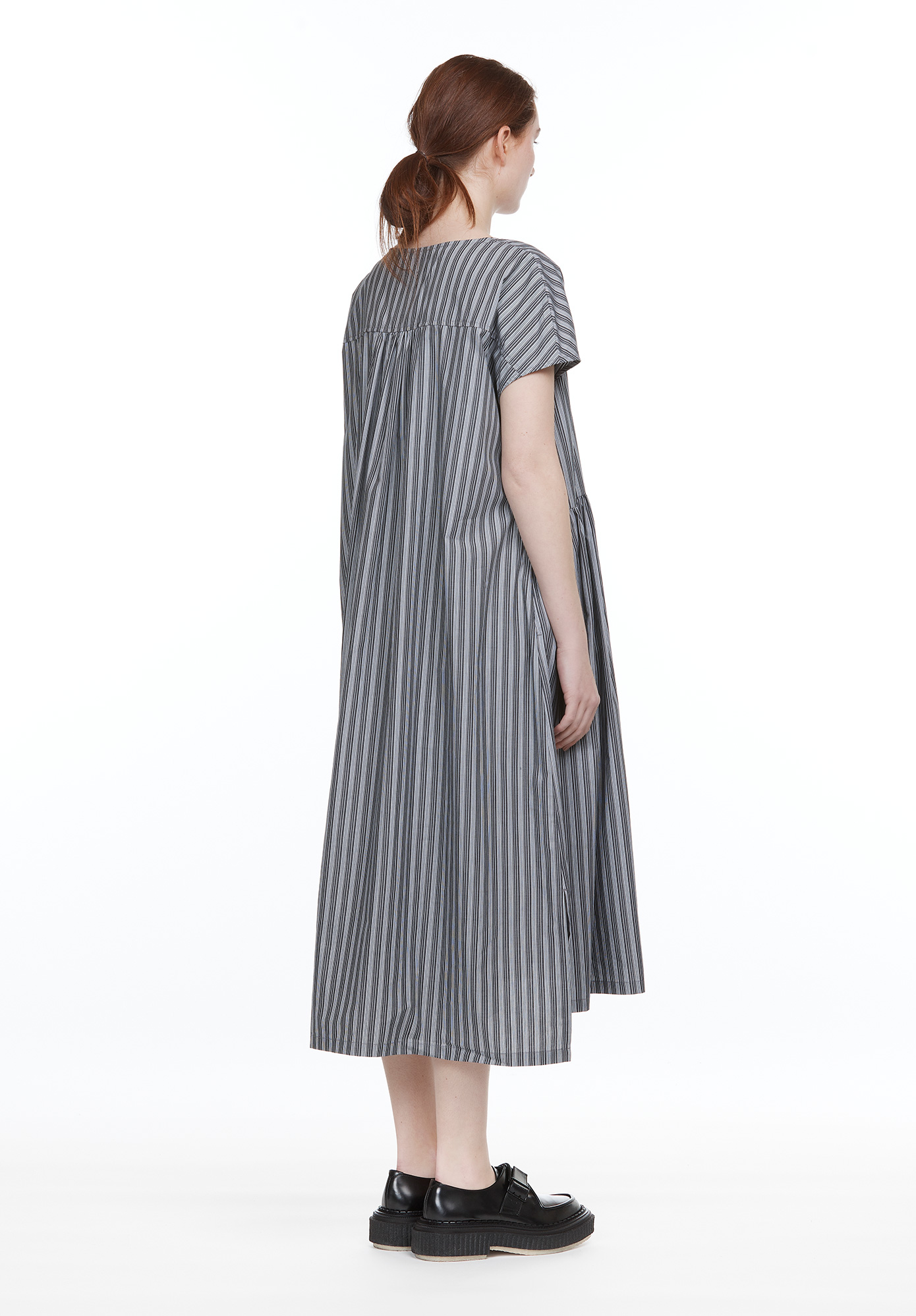 MOYURU - GATHER TUCK DRESS - GREY STRIPE