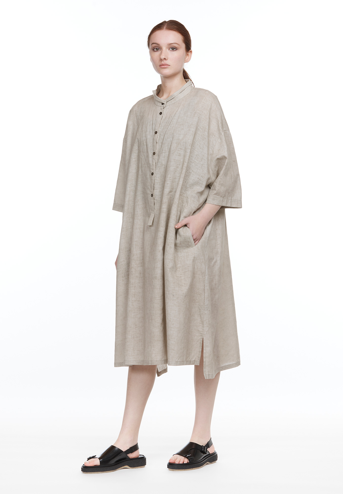 MOYURU - FLY FRONT DRESS - TAUPE