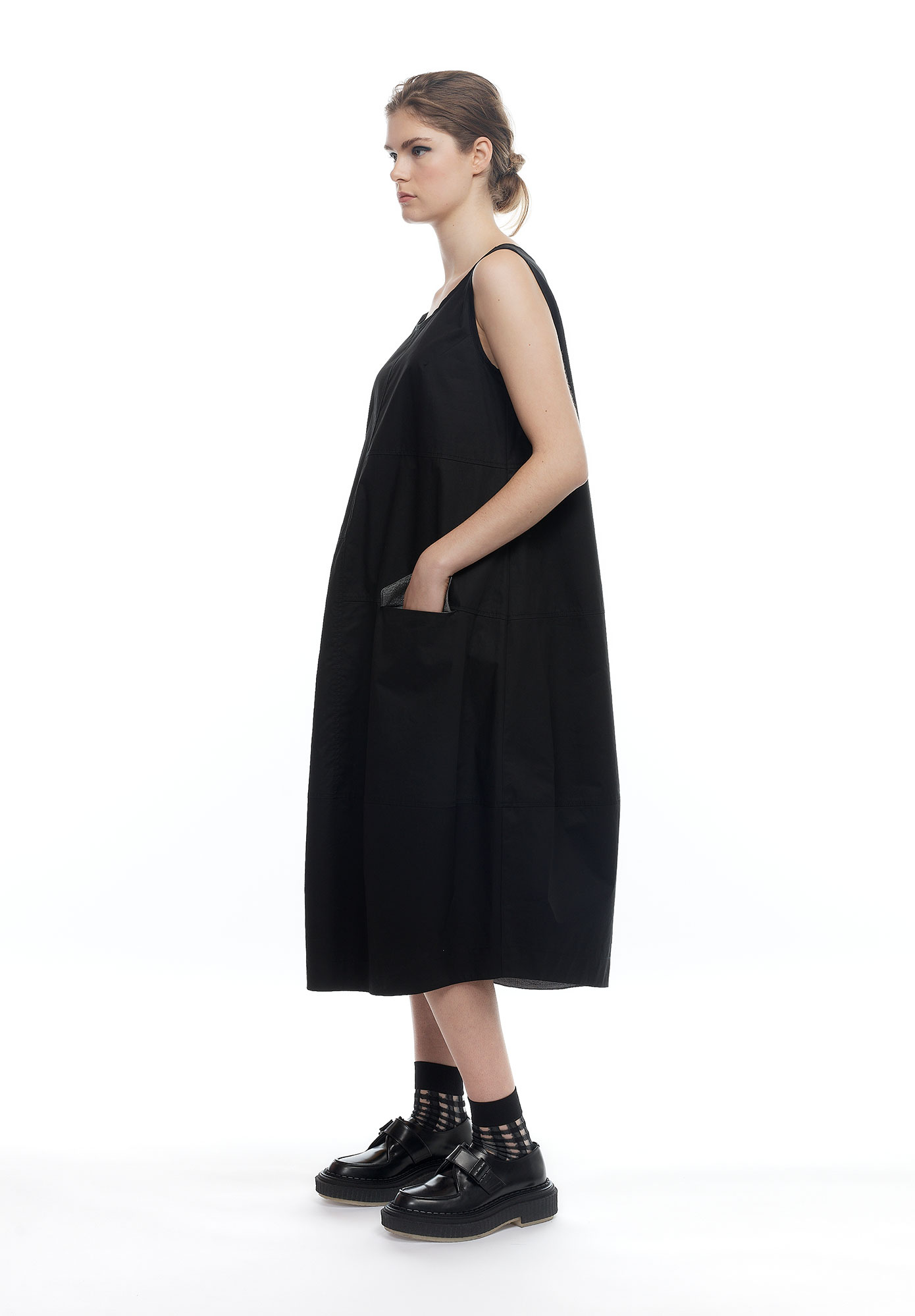 PARALLEL PANEL DRESS - BLACK