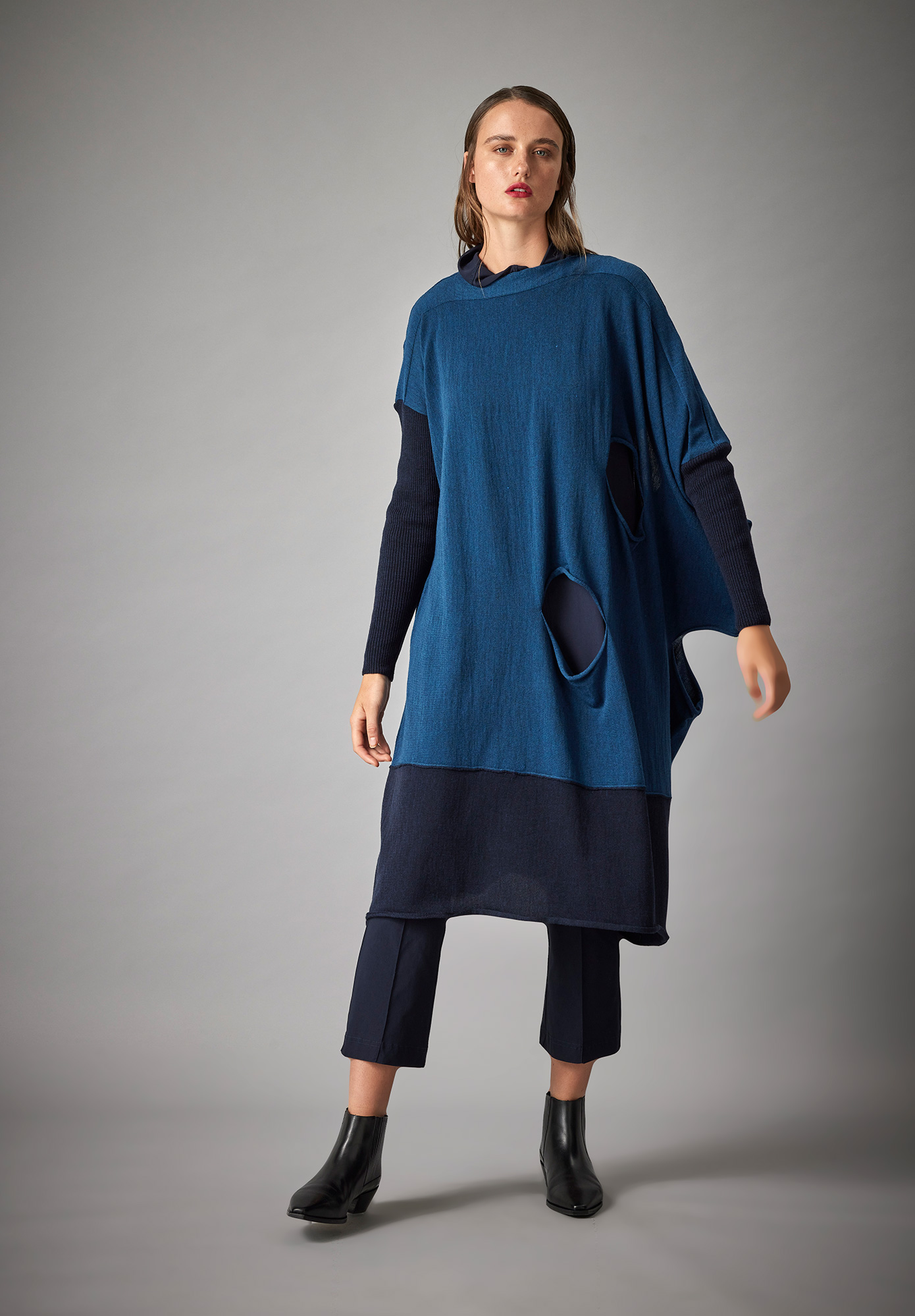 MM SÖHN - MULTI HOLE DRESS - PETROL | MIDNIGHT MM SÖHN - MULTI HOLE DRESS - PETROL | MIDNIGHT