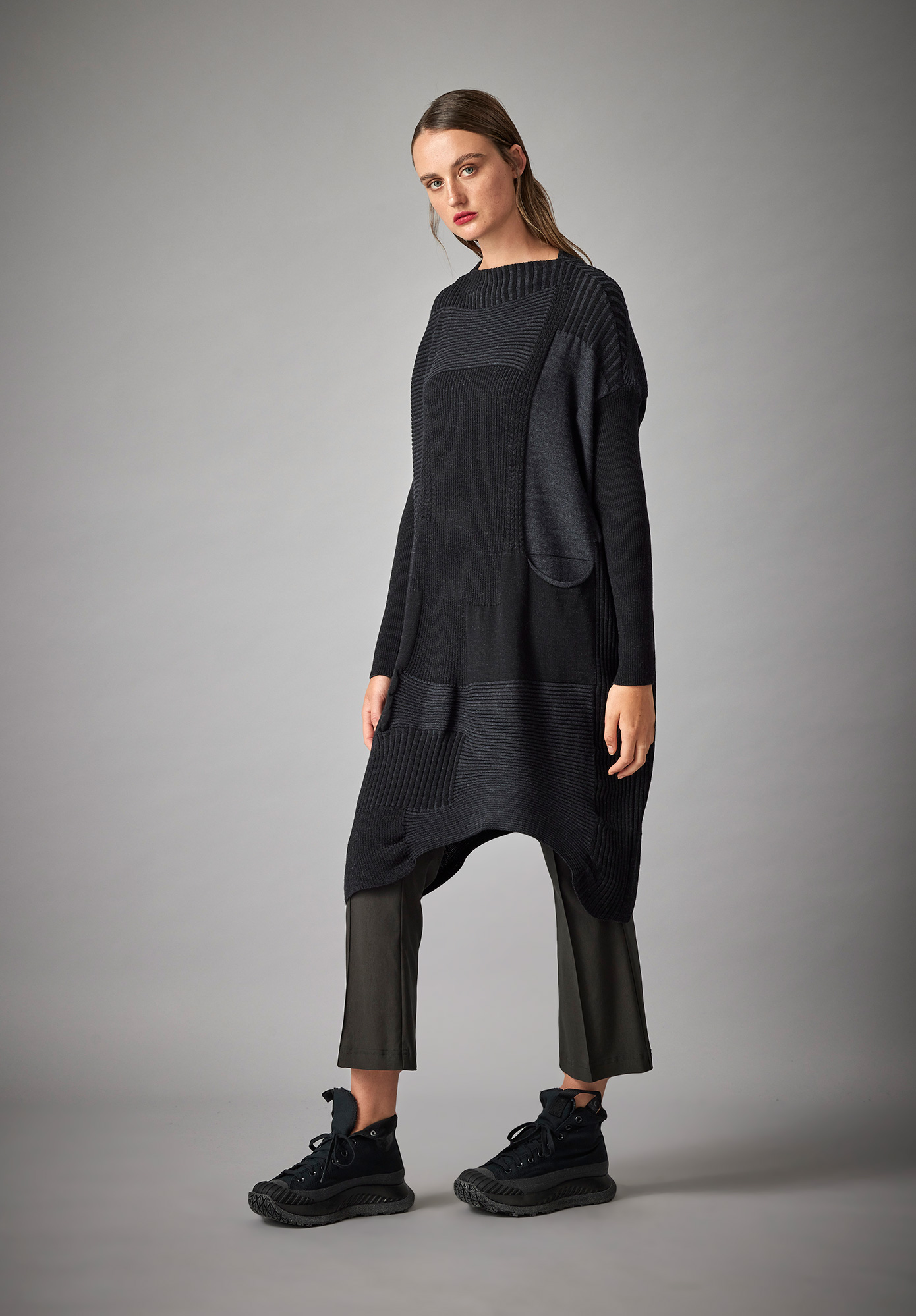 FRETWORK TUNIC DRESS - BLACK | COAL