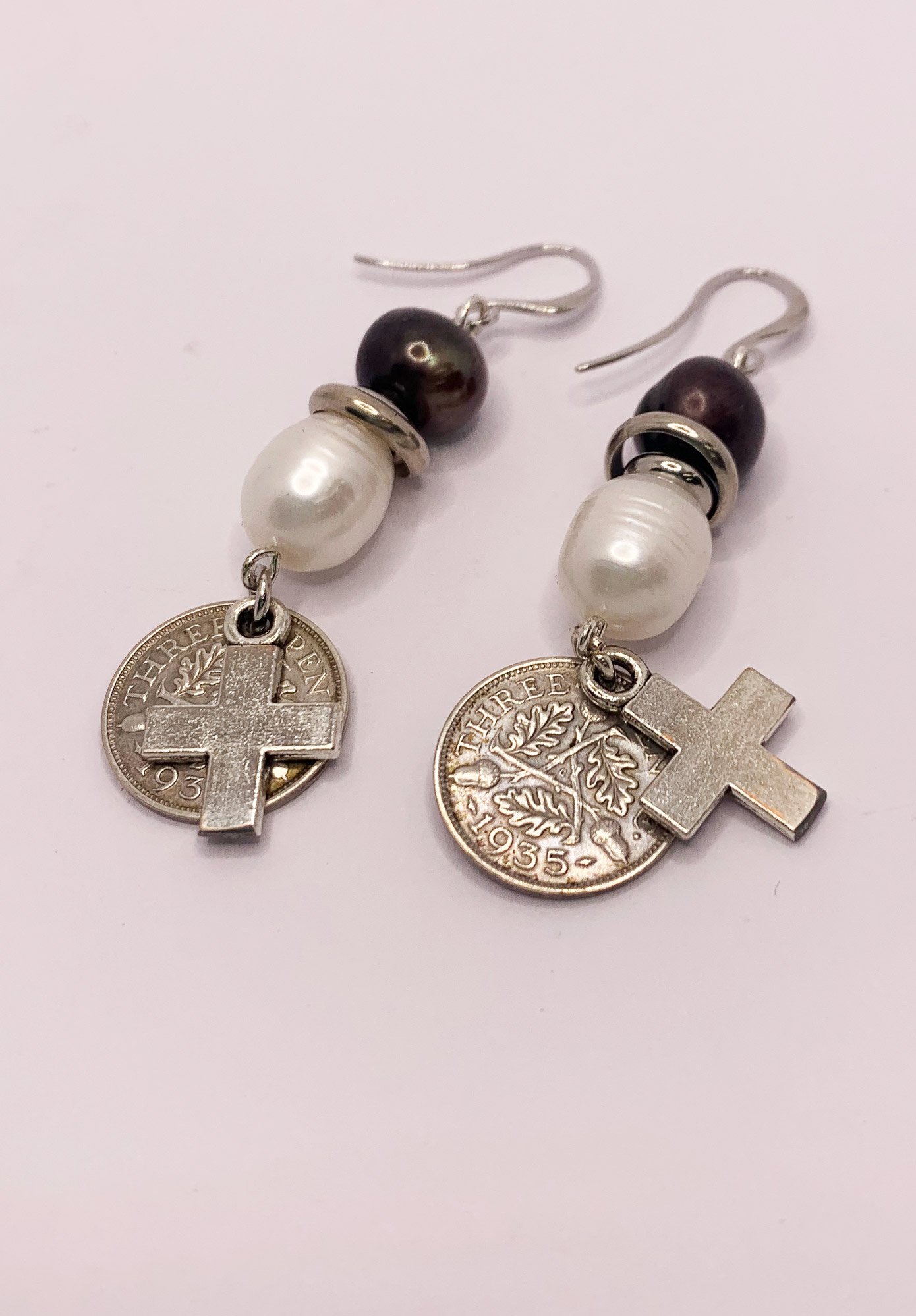 FLEW DESIGNS - MIXED PEARL & COIN EARRING SET