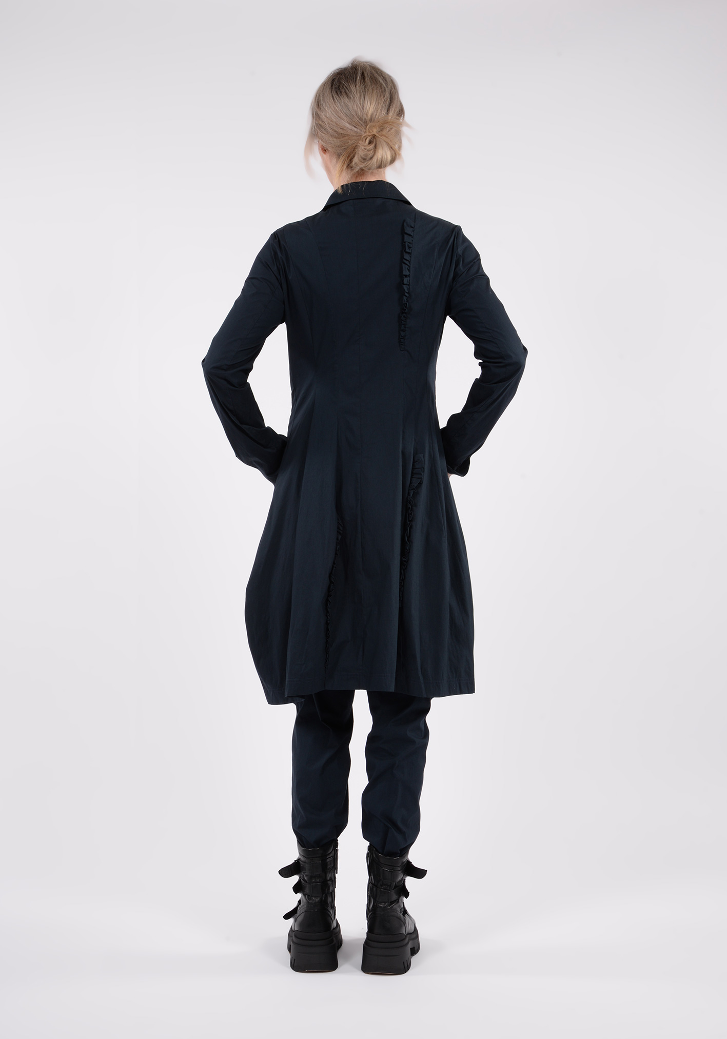 STUDIO RUNDHOLZ BLACK LABEL - LONG LINE COAT WITH RUFFLE INSERTS - INK