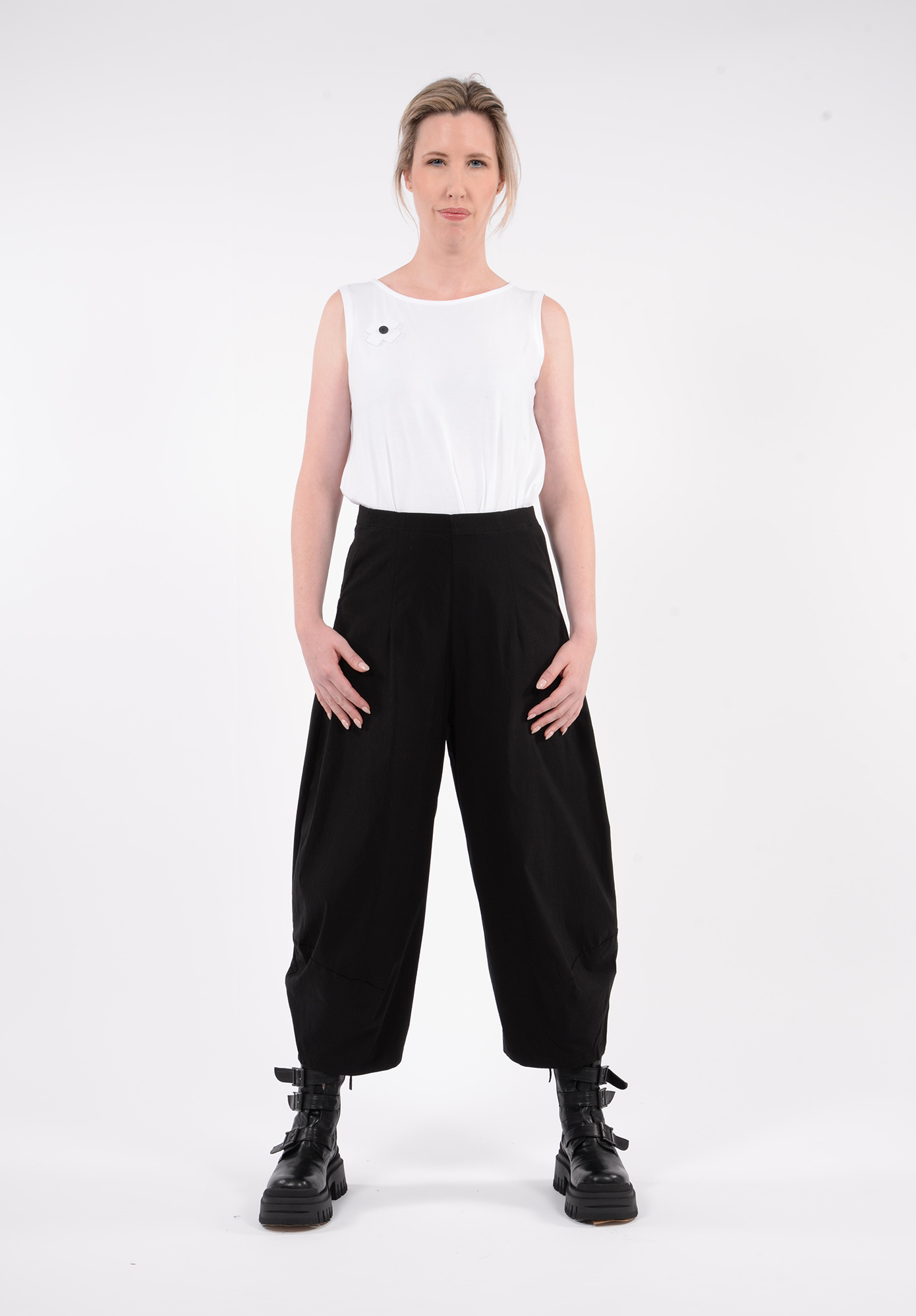 STUDIO RUNDHOLZ - BLACK LABEL -TULIP LEG PANT - BLACK