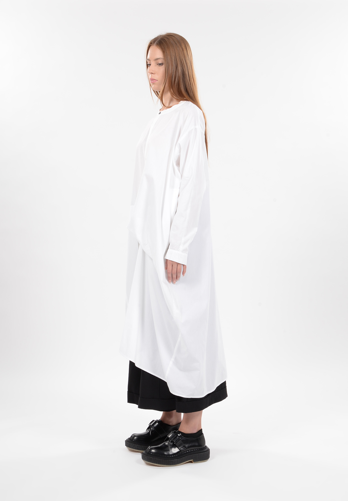MOYURU - OVERSIZED COTTON DRESS - WHITE