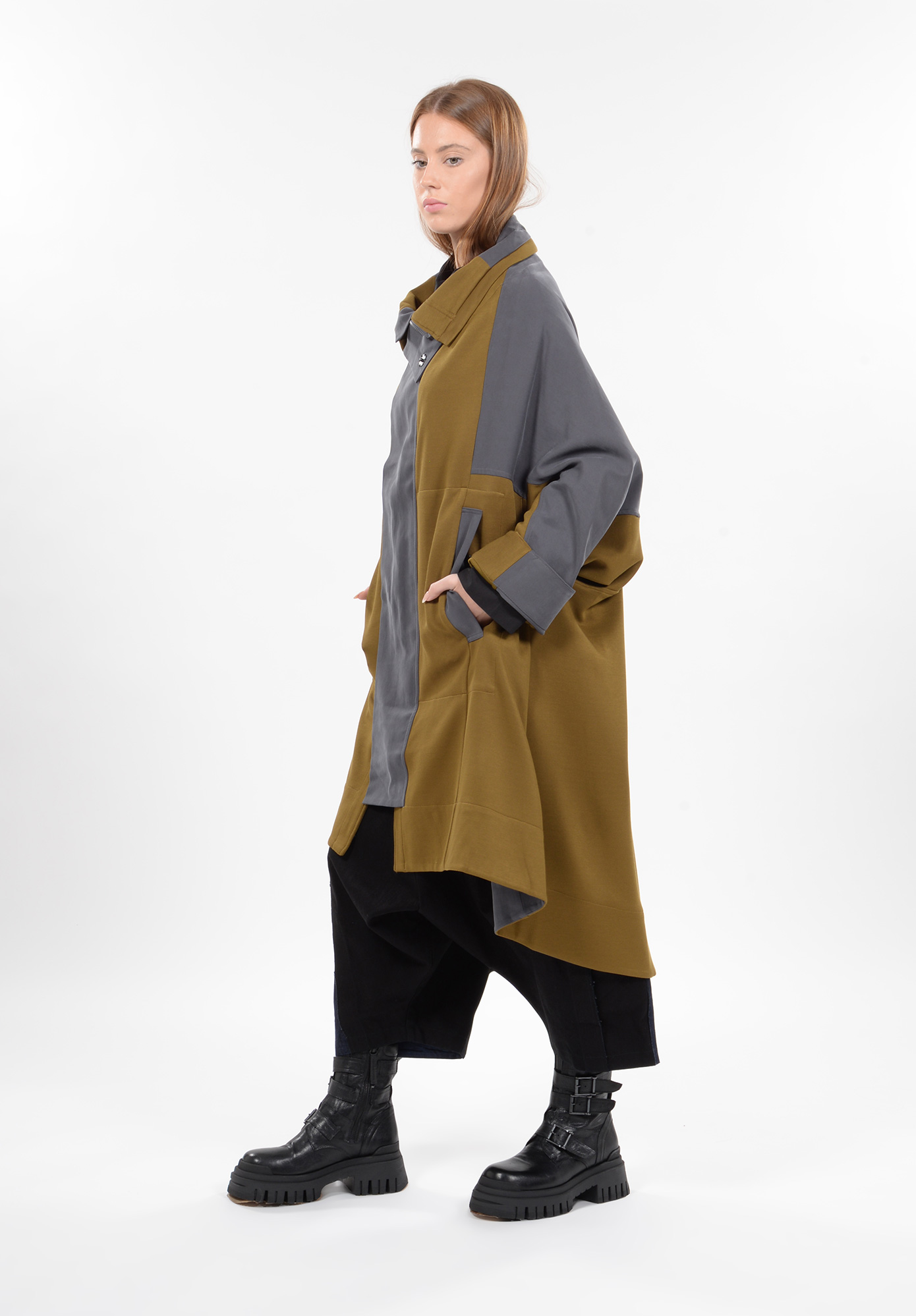 MOYURU - OVERSIZED FUNNEL NECK COAT - KHAKI | GREY