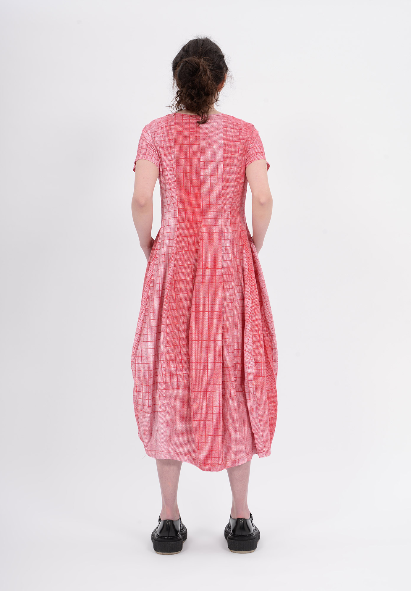 STUDIO RUNDHOLZ - BLACK LABEL - TULIP HEM DRESS SHORT SLEEVE PRINT - CHILLI PRINT