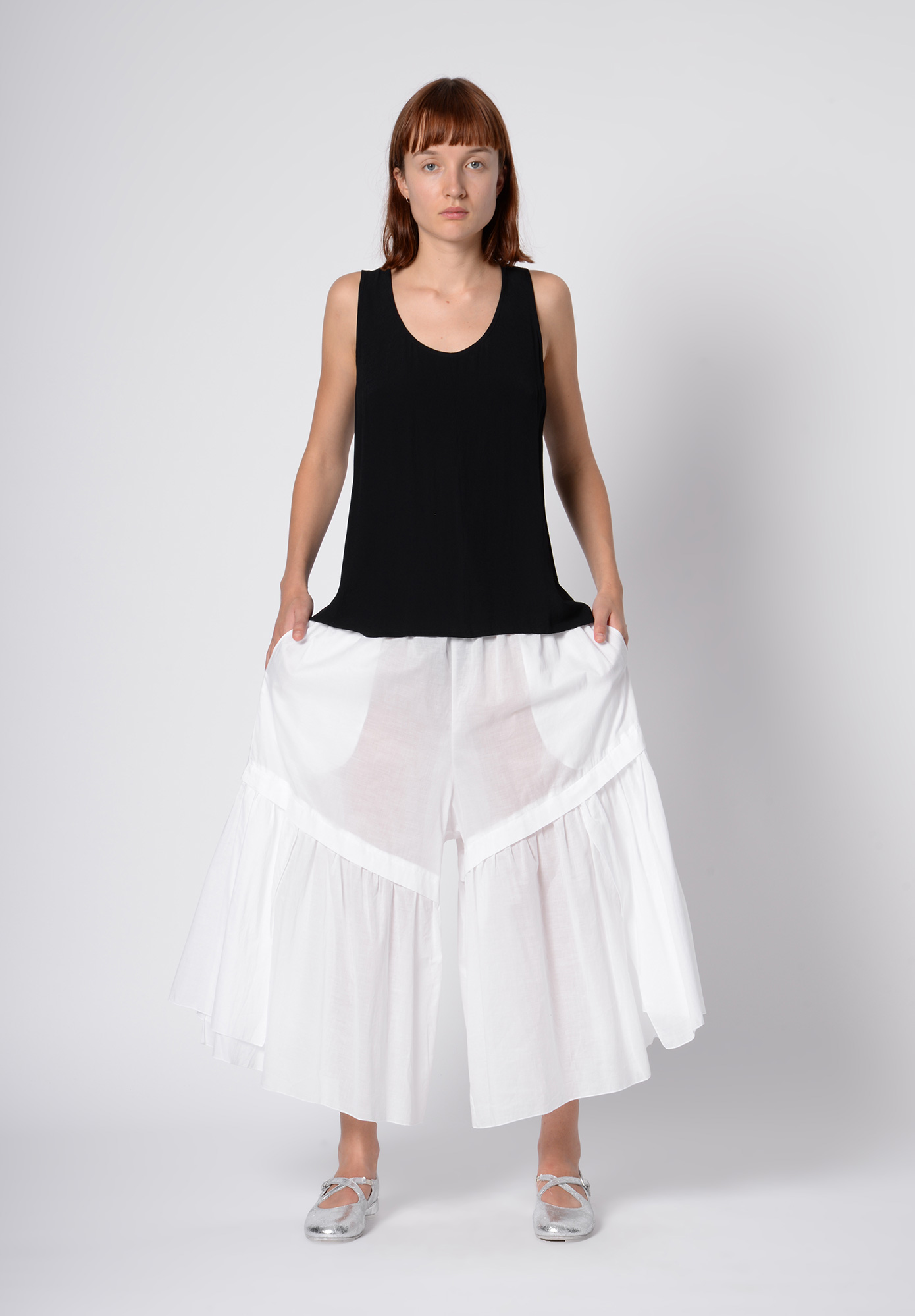 MOYURU -  GATHER PANT - WHITE