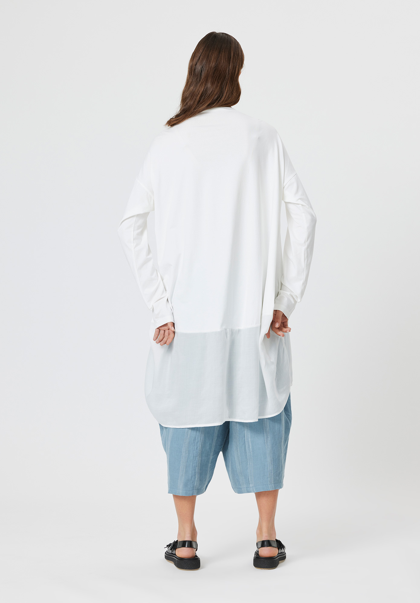 LONG SLEEVE EXTENDED HEM TUNIC - WHITE