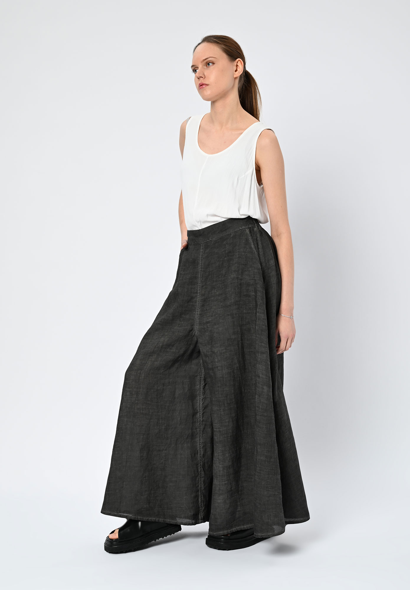 LA VACA LOCA - KRIKELO TROUSERS - COLD BLACK LA VACA LOCA - KRIKELO TROUSERS - COLD BLACK