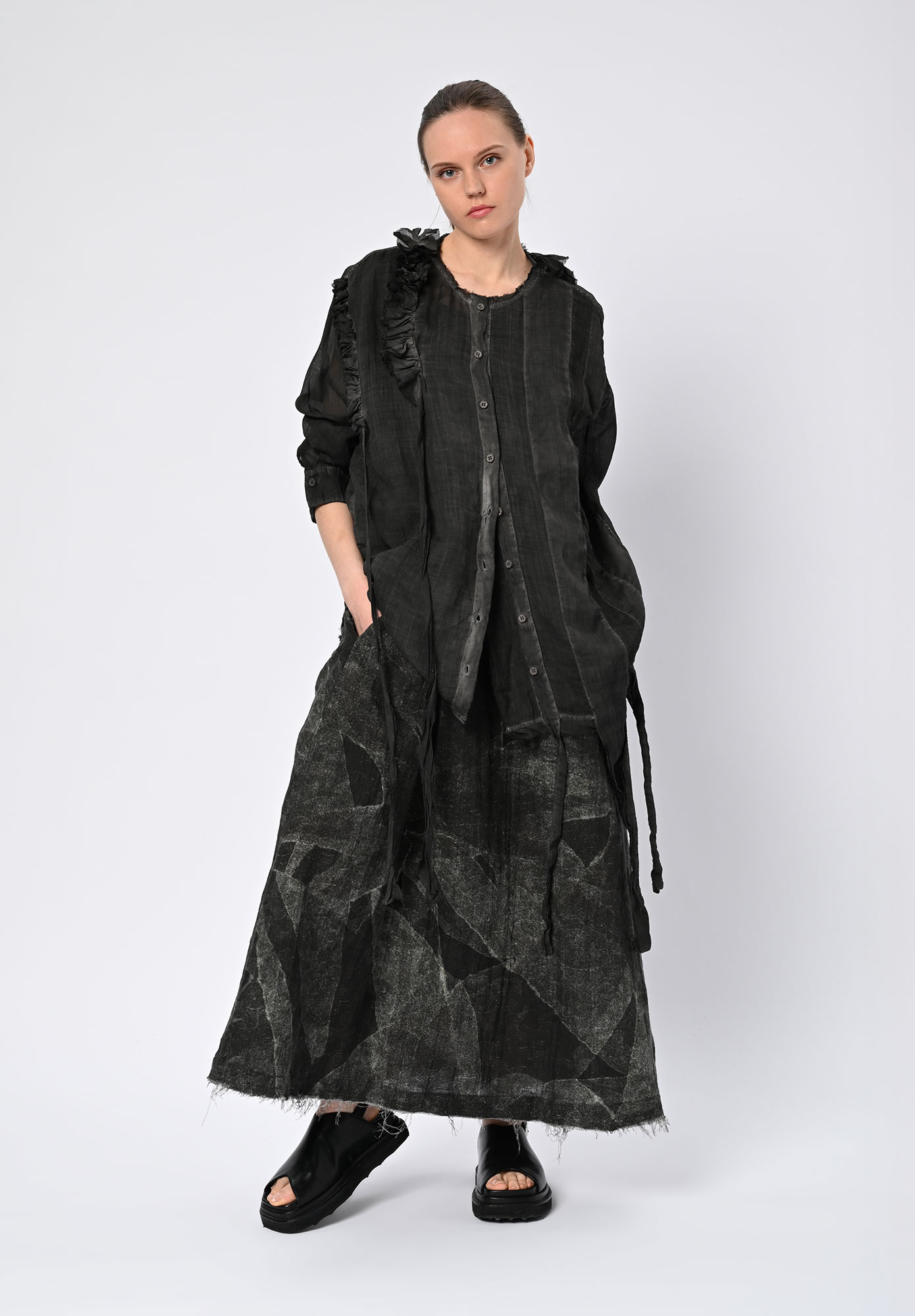 LA VACA LOCA - LEER RUFFLE STRIP SHIRT - COLD BLACK