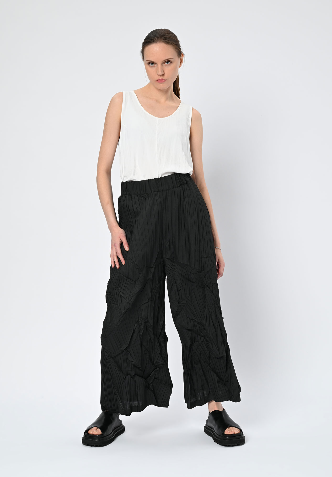 LA VACA LOCA - APERITIVO CRUSH PLEAT PANT - BLACK