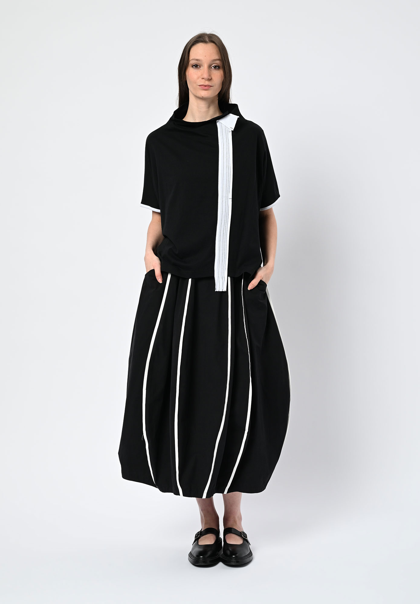 MOYURU HORIZON EDGE RELAXED TOP - BLACK | WHITE STRIPE