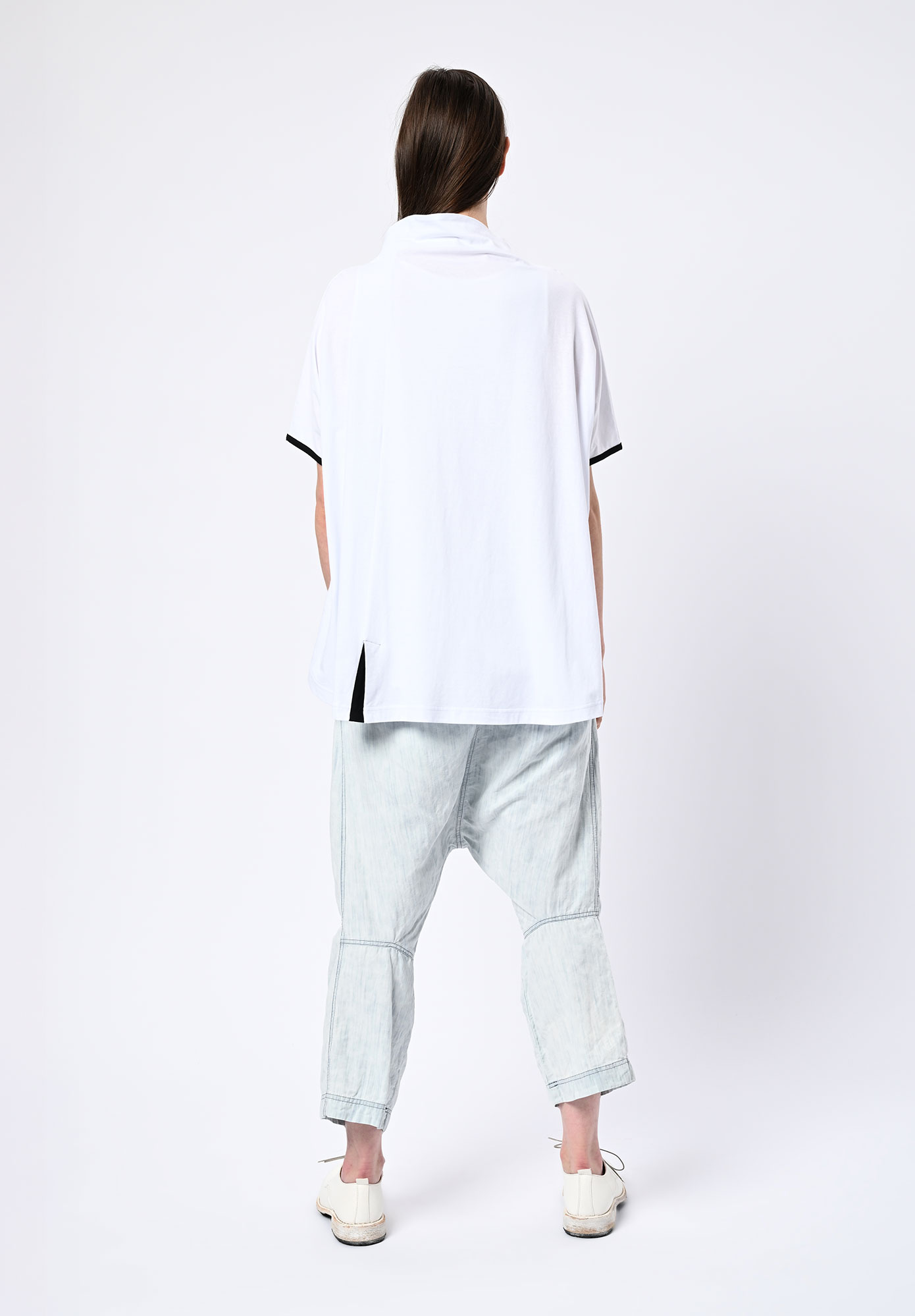 MOYURU - HORIZON EDGE RELAXED TOP - WHITE | BLACK STRIPE