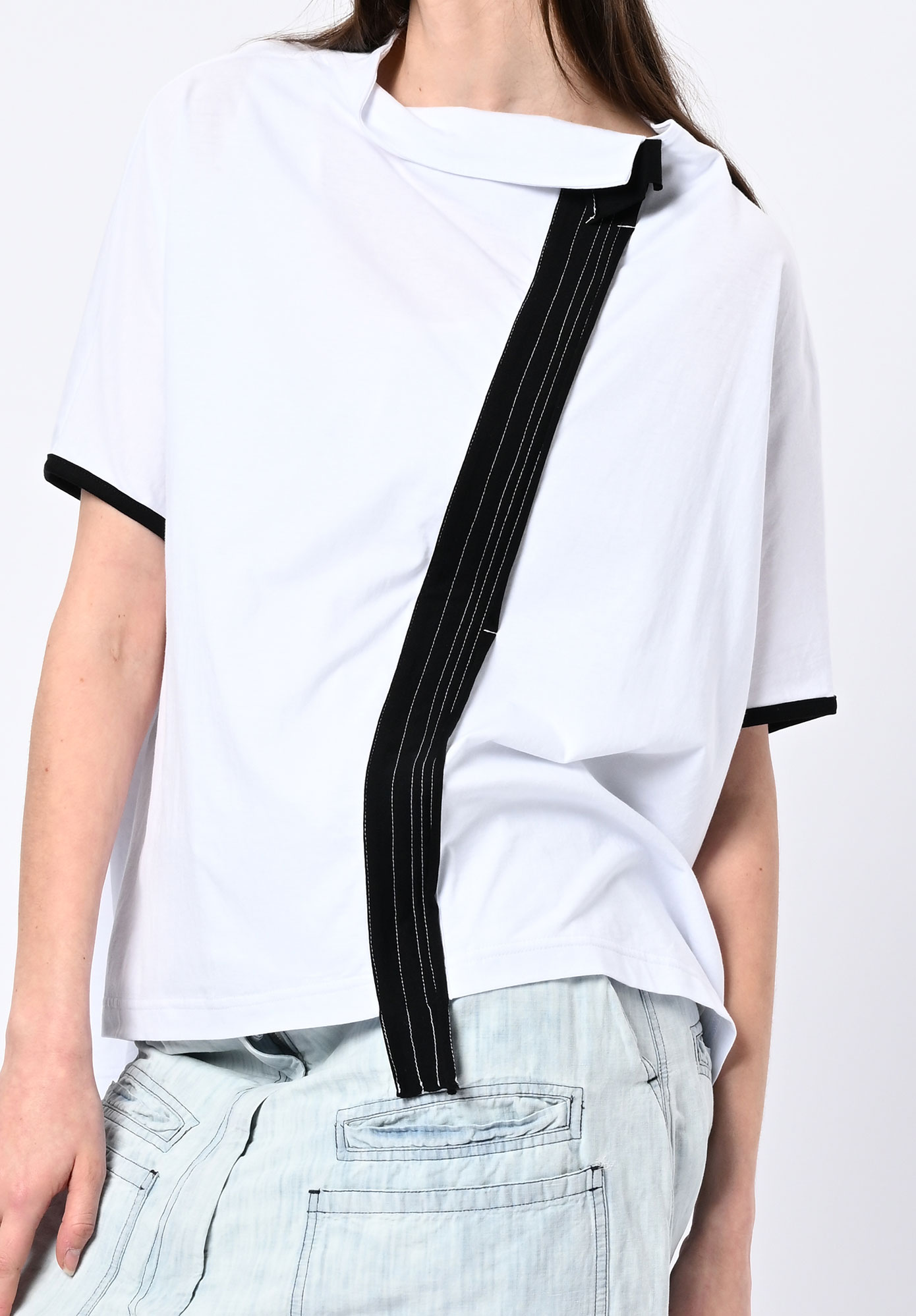 MOYURU - HORIZON EDGE RELAXED TOP - WHITE | BLACK STRIPE