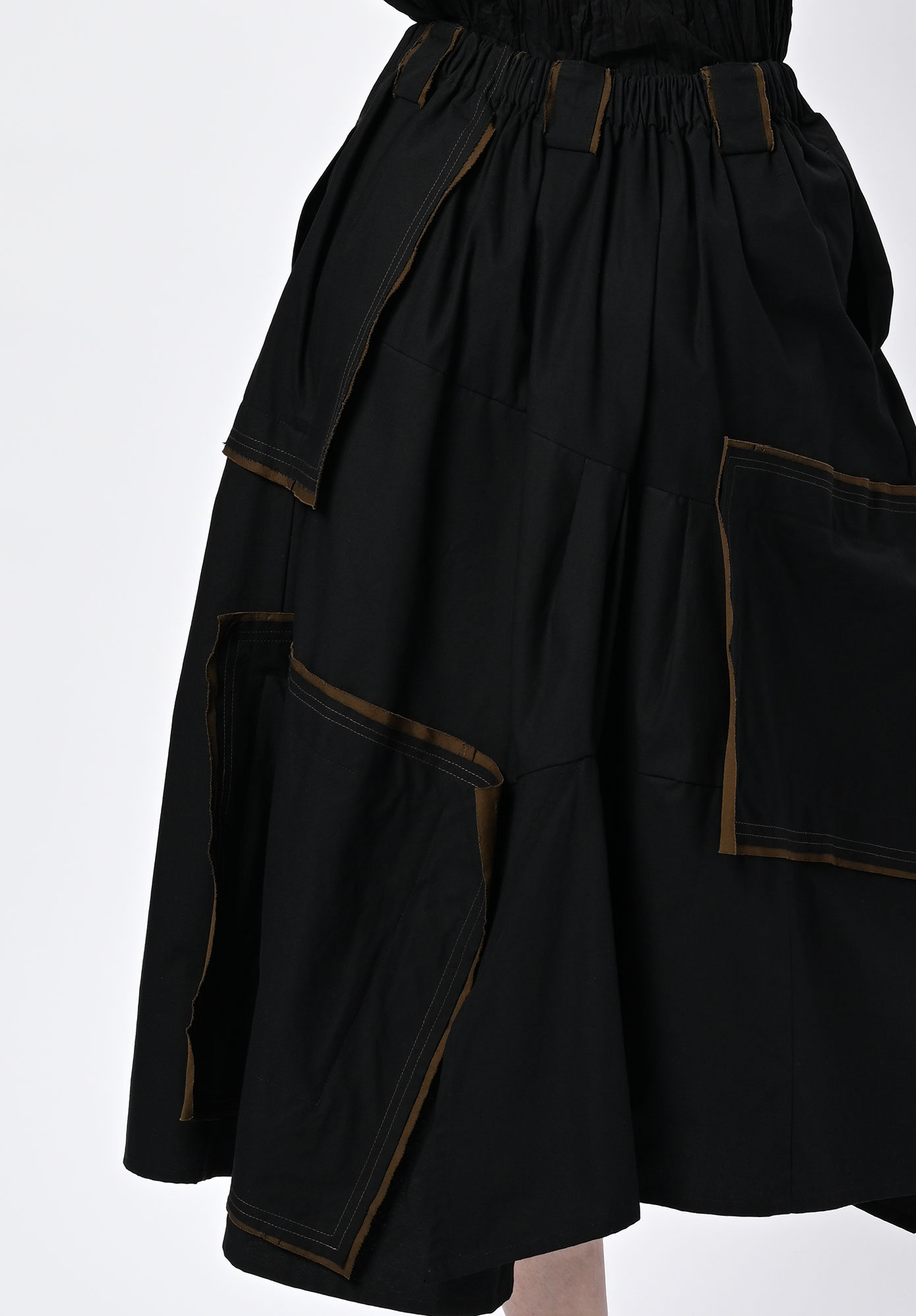 MOYURU - INTERSECTIONAL PANEL SKIRT - BLACK | KHAKI