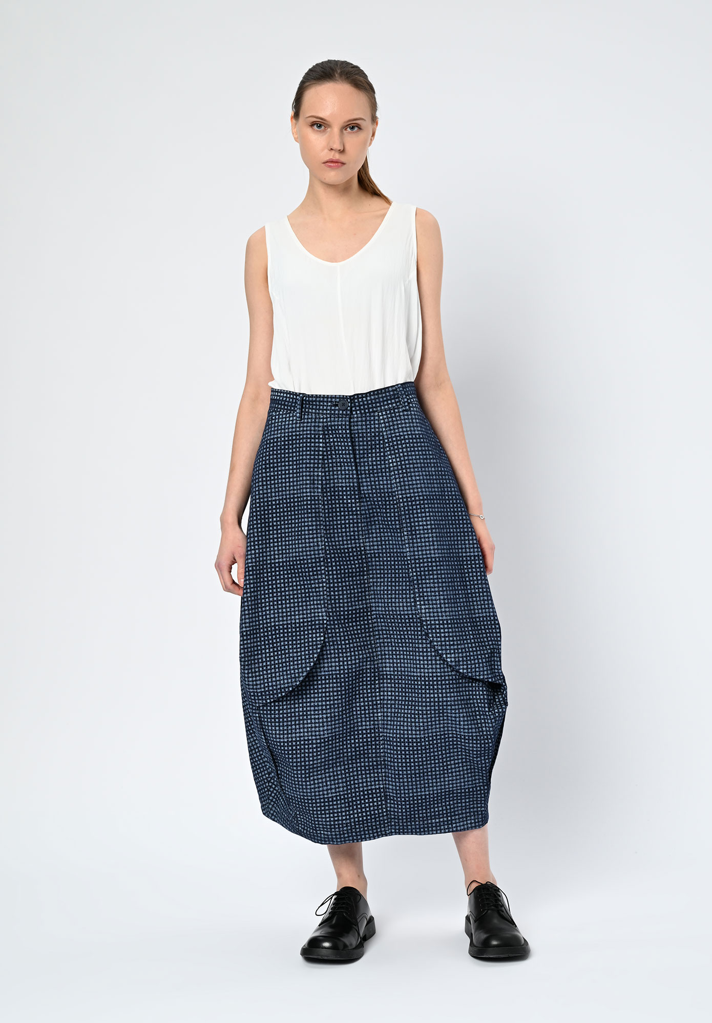 STUDIO RUNDHOLZ | BLACK LABEL - SCULPTURED PANEL TULIP HEM SKIRT - NAVY PRINT