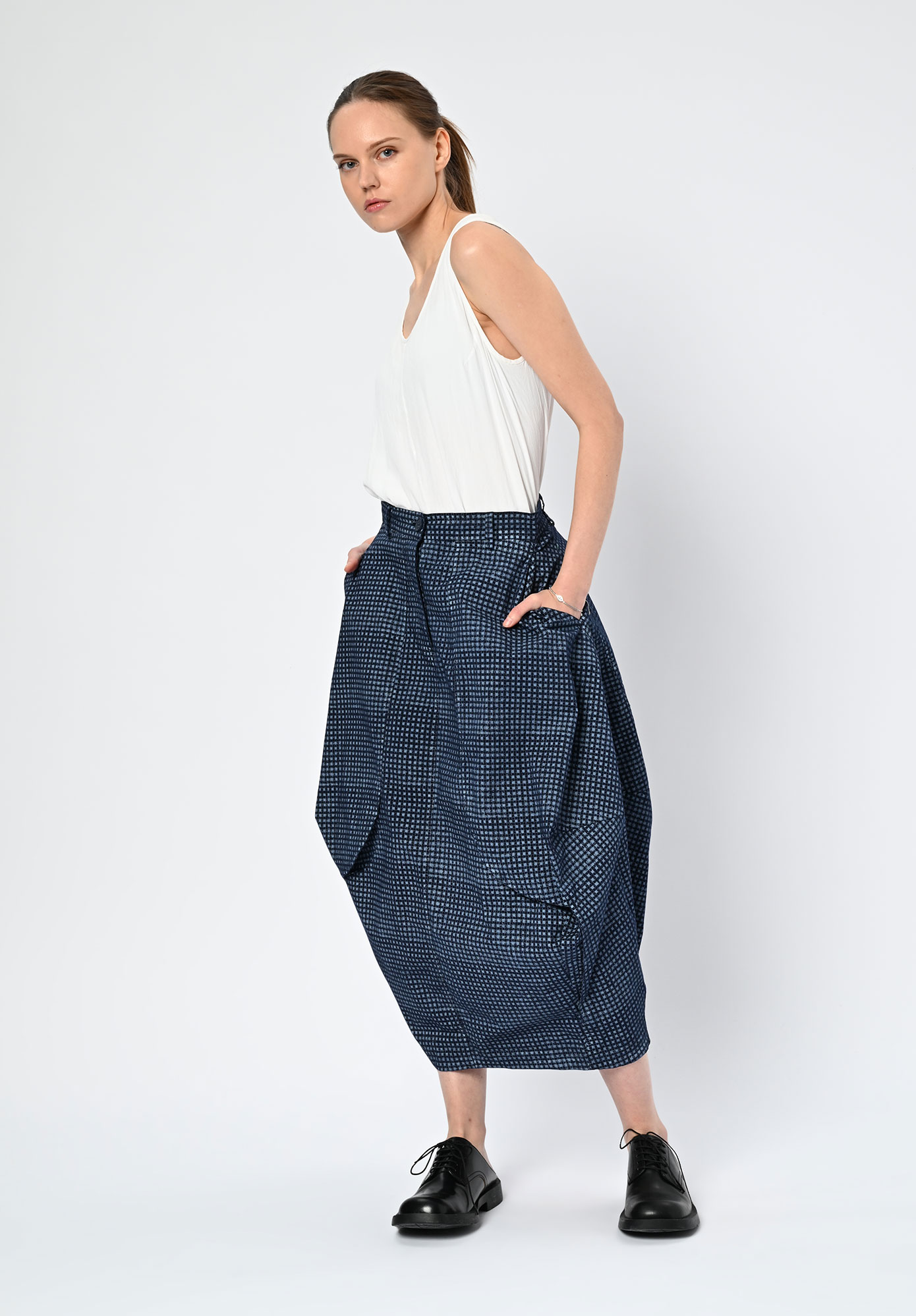 STUDIO RUNDHOLZ | BLACK LABEL - SCULPTURED PANEL TULIP HEM SKIRT - NAVY PRINT