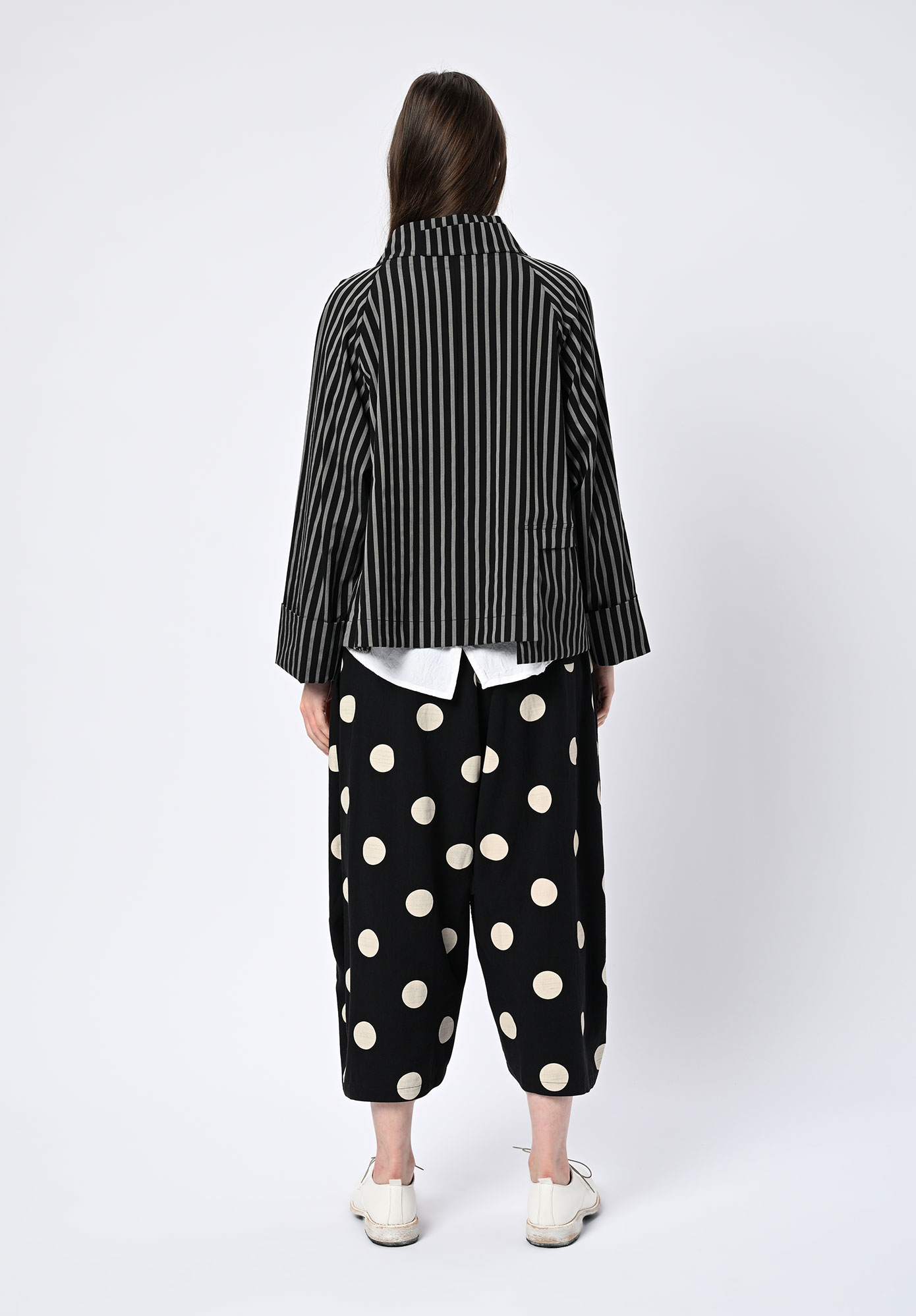 MOYURU - CROSSBREEZE ASYMMETRIC JACKET - BLACK | GREY STRIPE