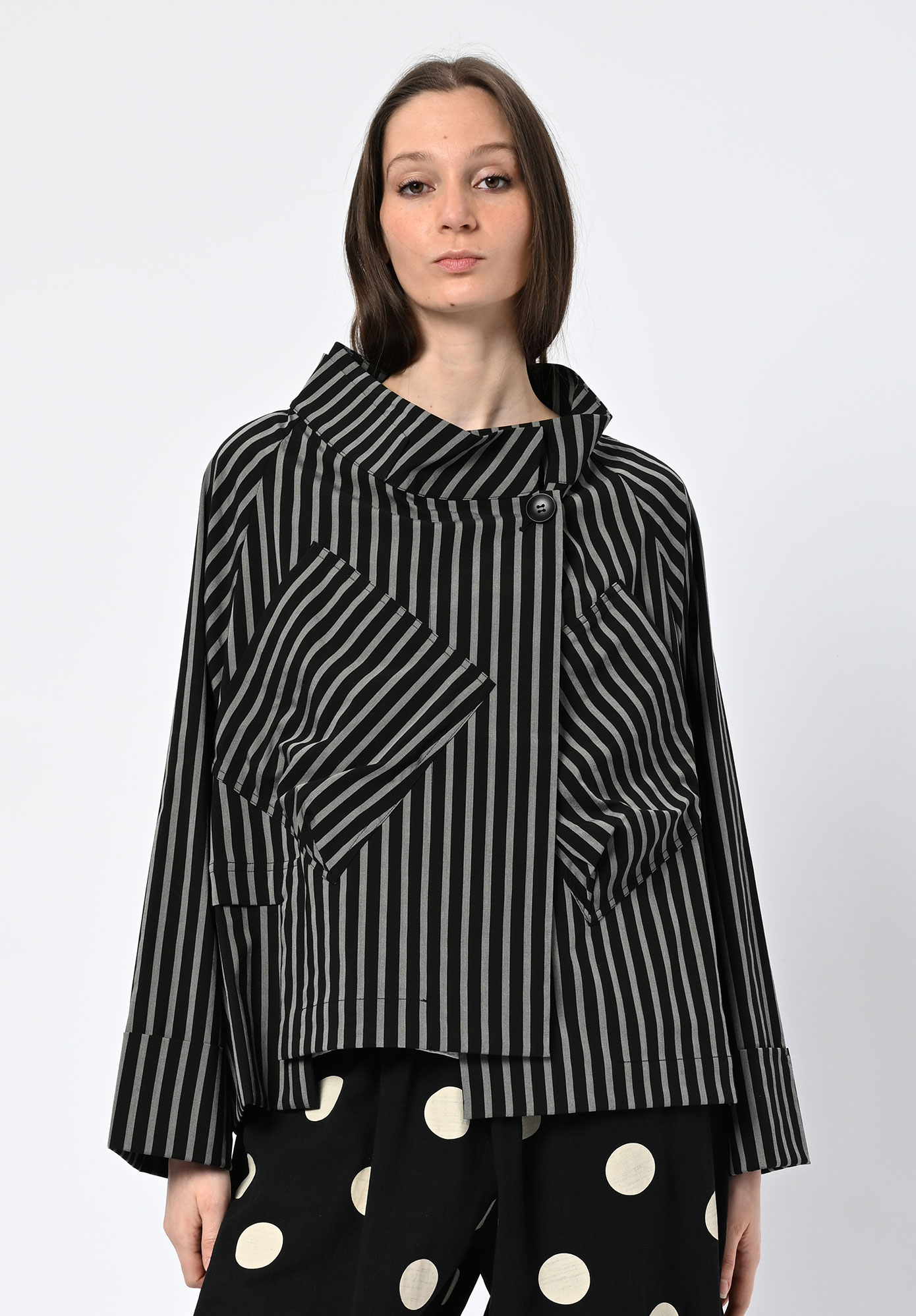 MOYURU - CROSSBREEZE ASYMMETRIC JACKET - BLACK | GREY STRIPE