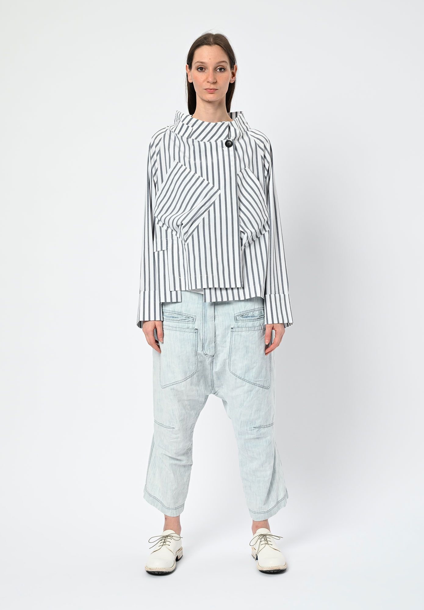 MOYURU - CROSSBREEZE ASYMMETRIC JACKET - WHITE | GREY STRIPE