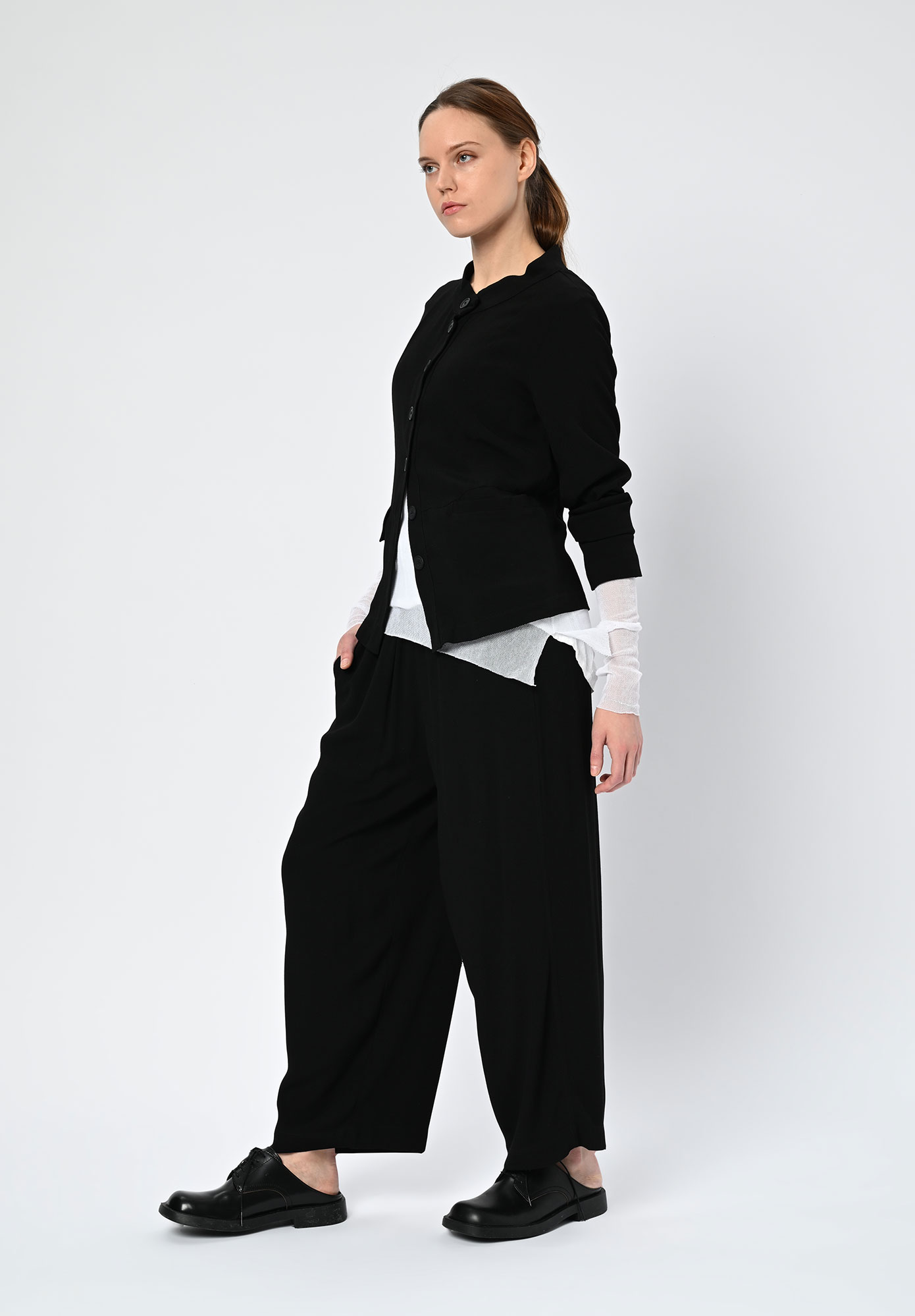 PAL OFFNER - FLUID SHORT JACKET - BLACK