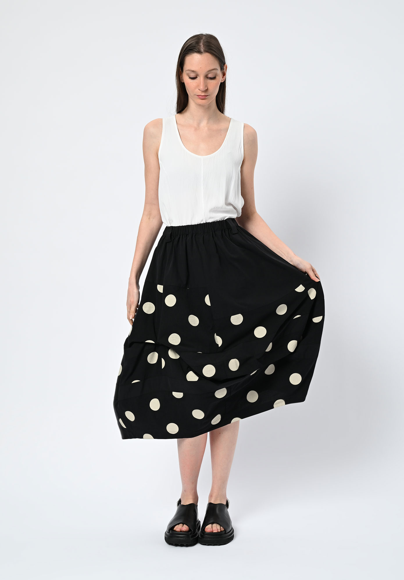 MOYURU - ORBIT SKIRT - BLACK | NATURAL
