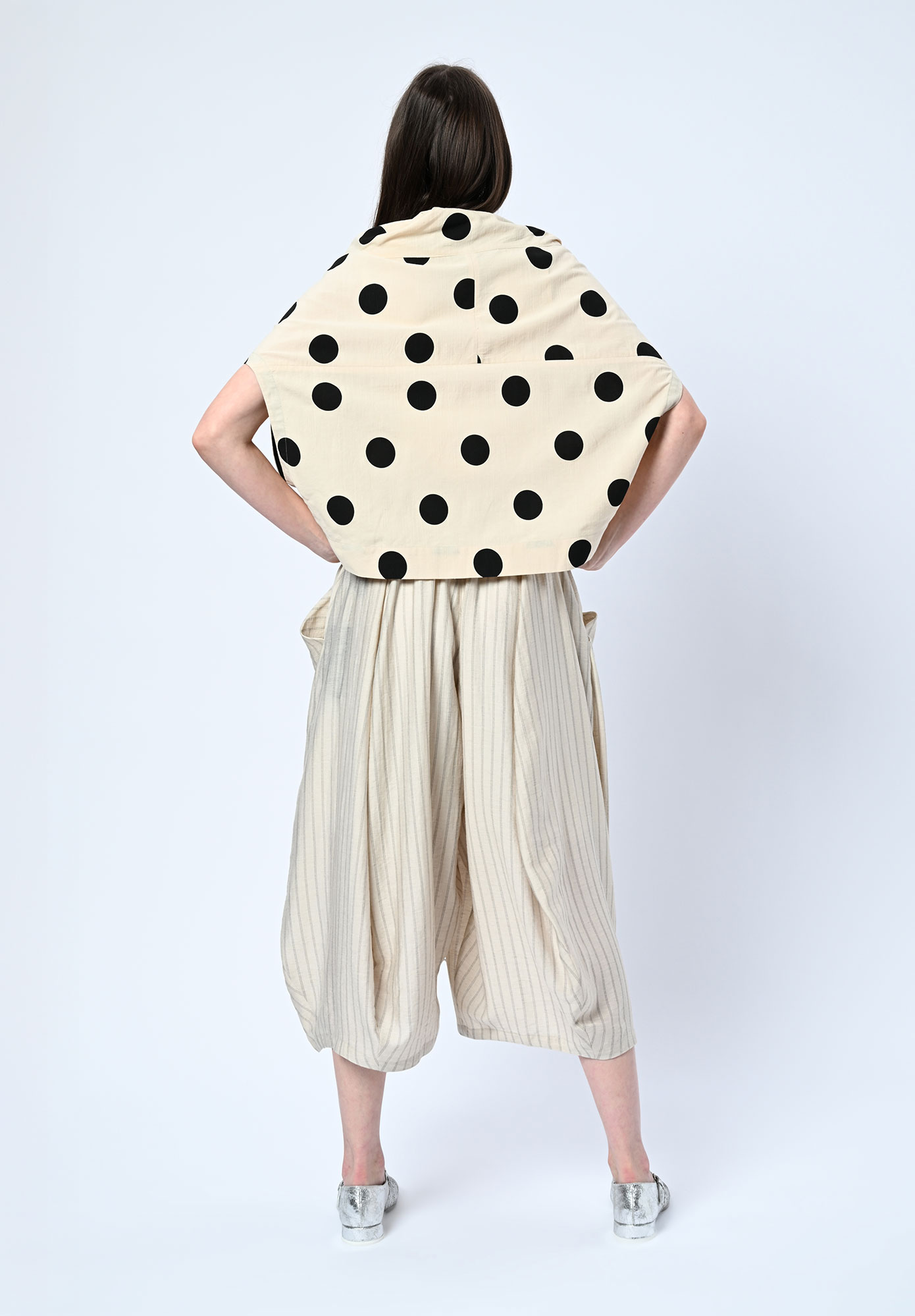 MOYURU - ECHO DOT CROPPED JACKET - NATURAL | BLACK