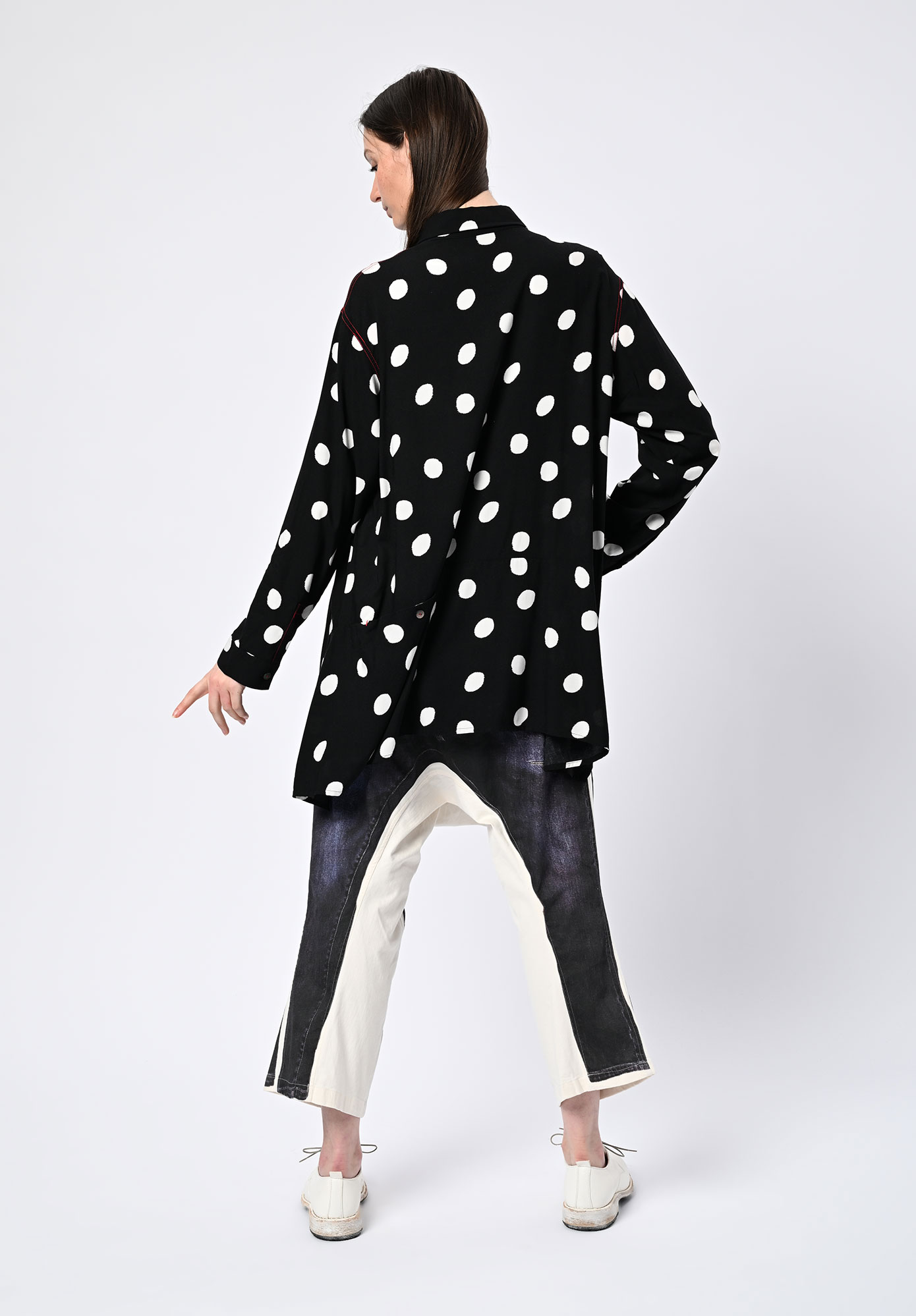 MOYURU - AURA SPOT ASYMM SHIRT - BLACK | WHITE