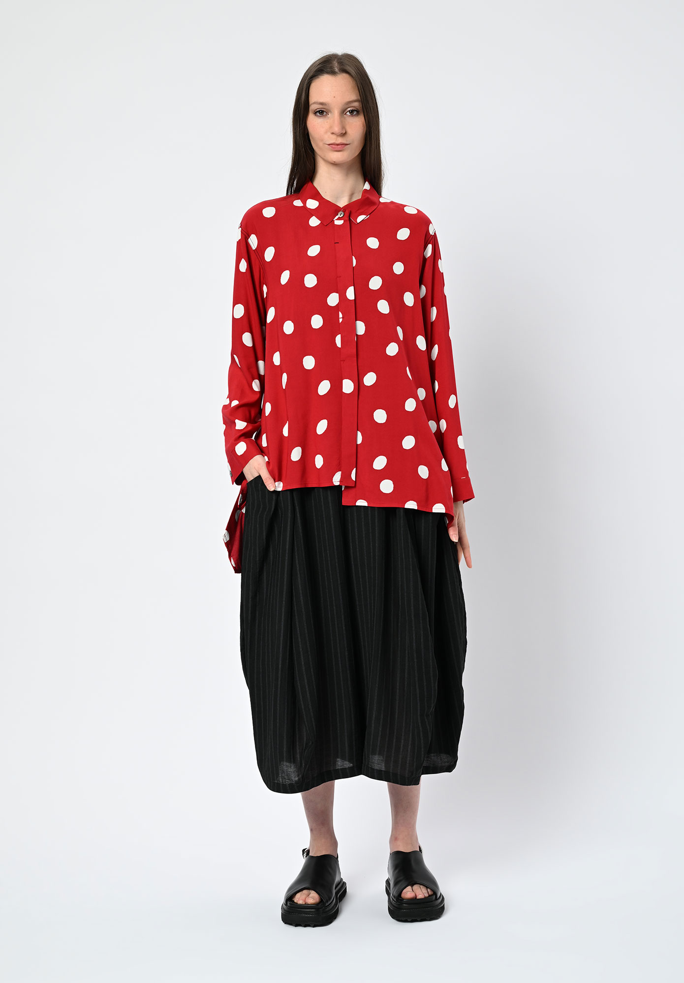 MOYURU - AURA SPOT ASYMM SHIRT - RED | WHITE
