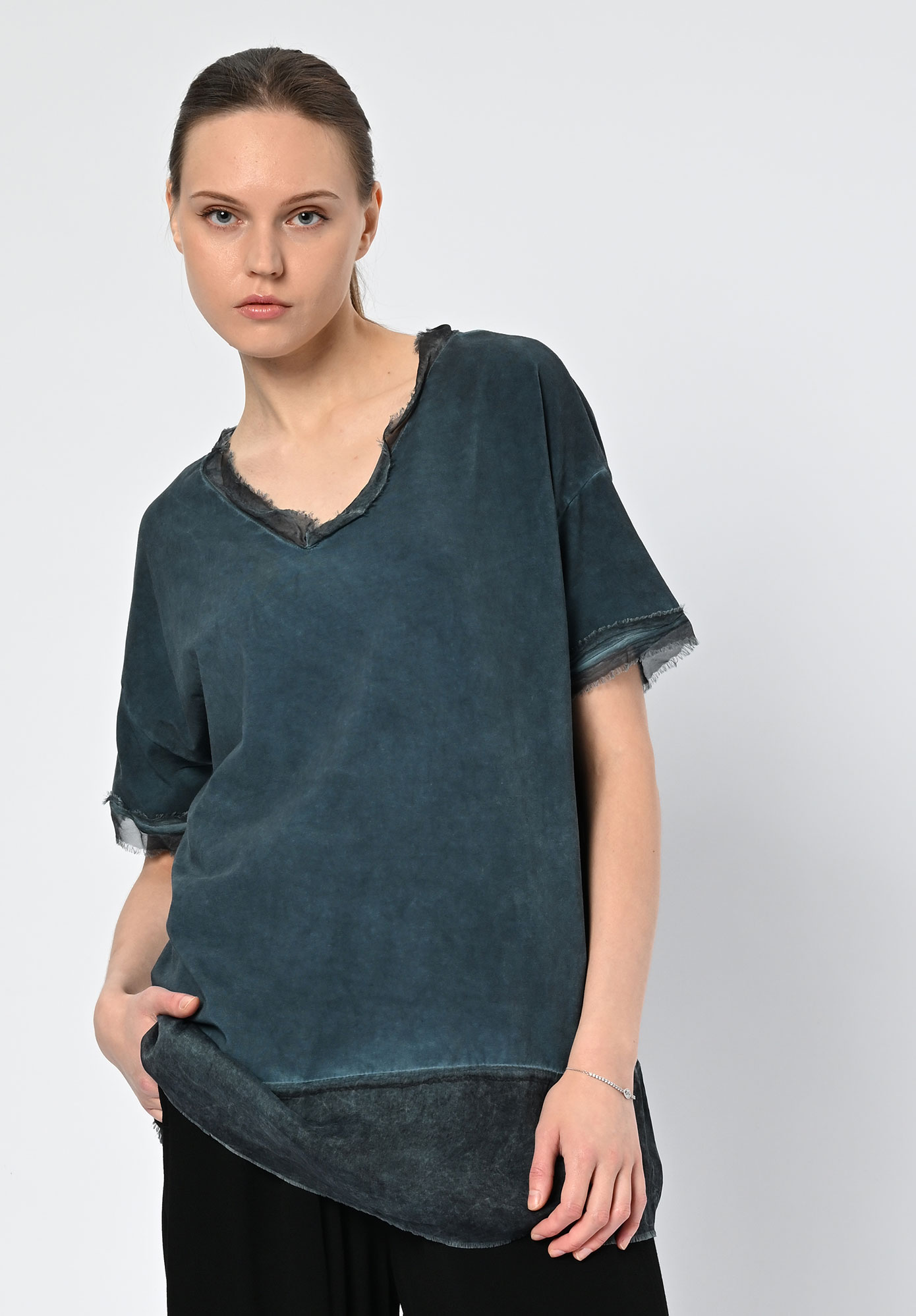 SANCTAMUERTE - V-NECK T-SHIRT - BLUE MATISSE