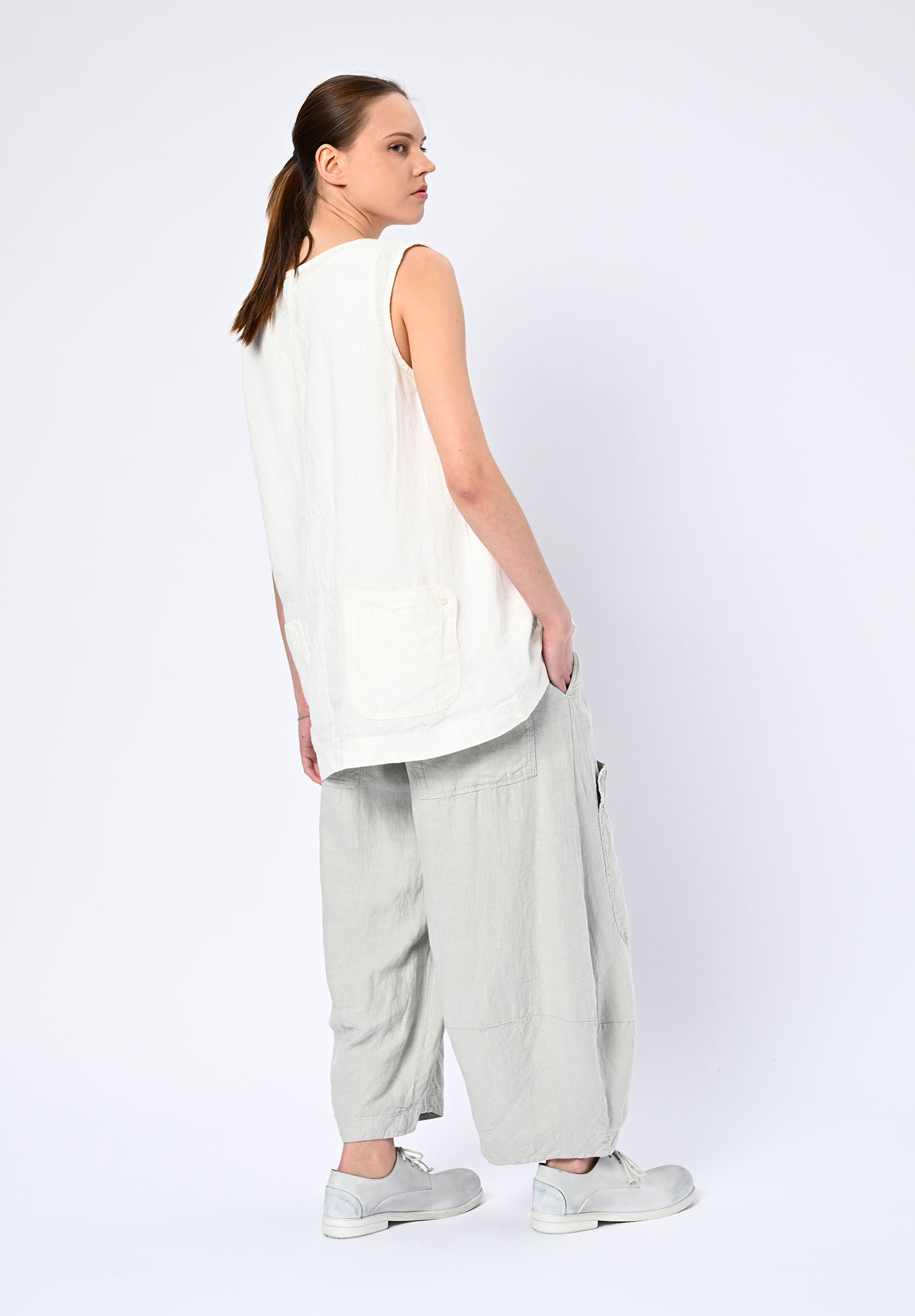 STUDIO RUNDHOLZ | BLACK LABEL - LINEN SHELL TOP WITH BACK POCKETS - OFF WHITE