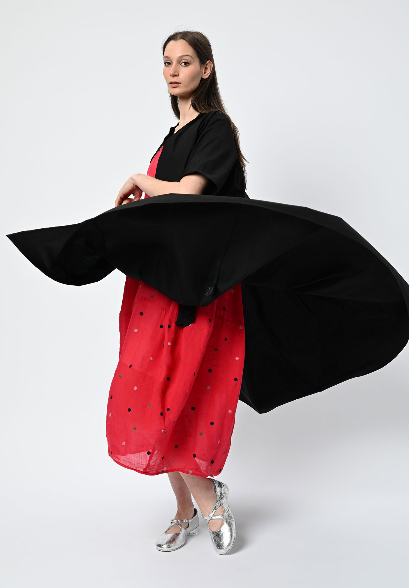 MOYURU - WAVE LENGTH PLEATED SHIRT DRESS - BLACK