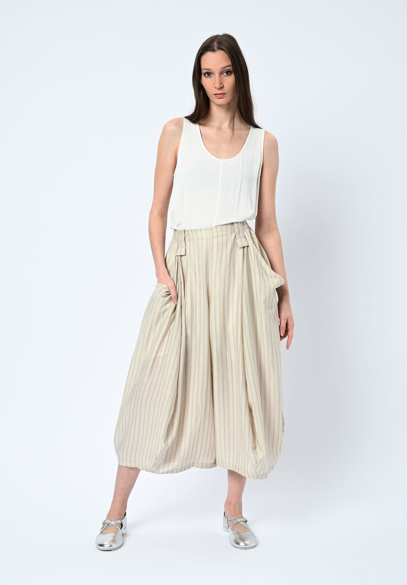 MOYURU - LINEAL RELAXED CURVE PANT - NATURAL | STRIPE