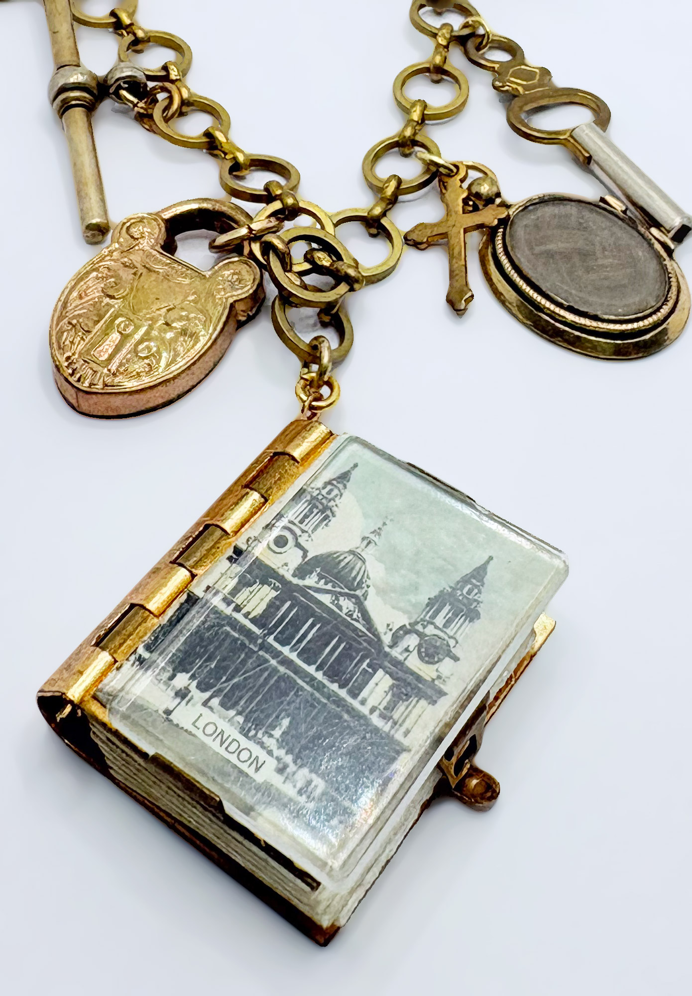 FLEW DESIGNS - TRAVERLLERS NECKLACE - MIXED METAL