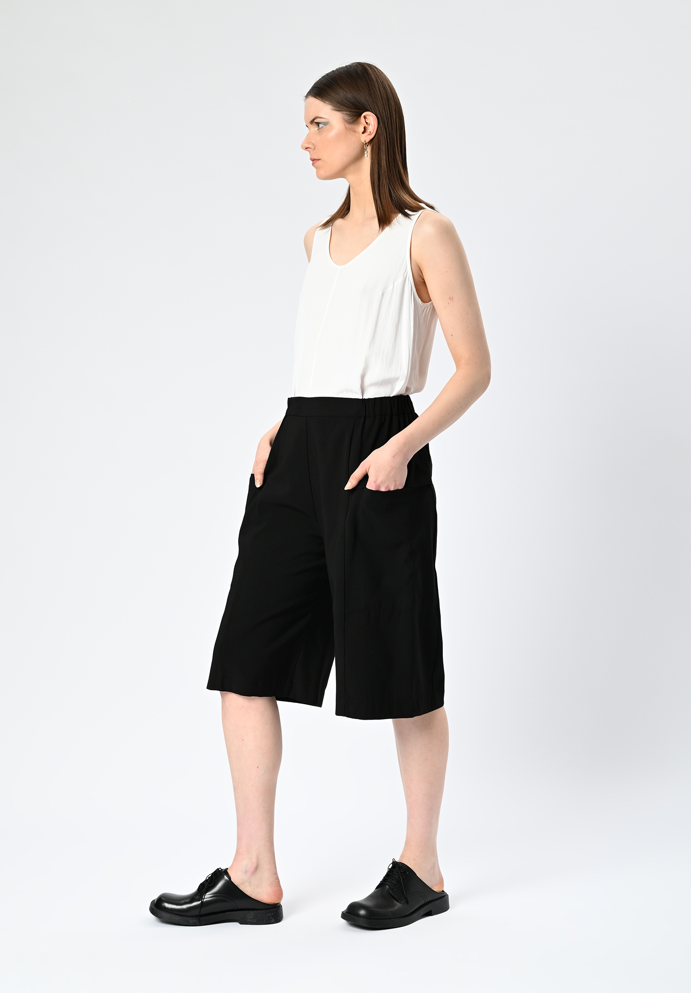 MM SÖHN - STROLL SHORTS - BLACK