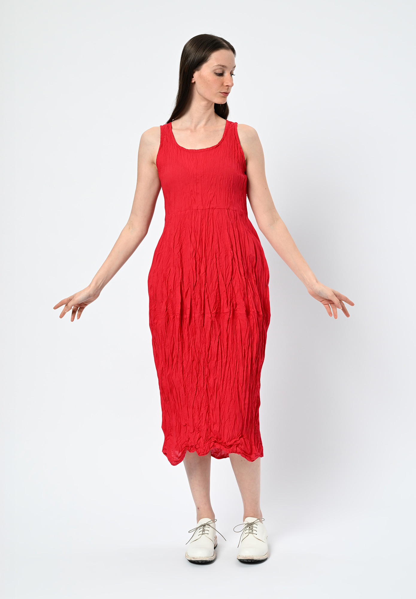 PRIVATSACHEN - PROSPERIHR SLEEVELESS LONG DRESS - PEPPER | RED PRIVATSACHEN - PROSPERIHR SLEEVELESS LONG DRESS - PEPPER | RED