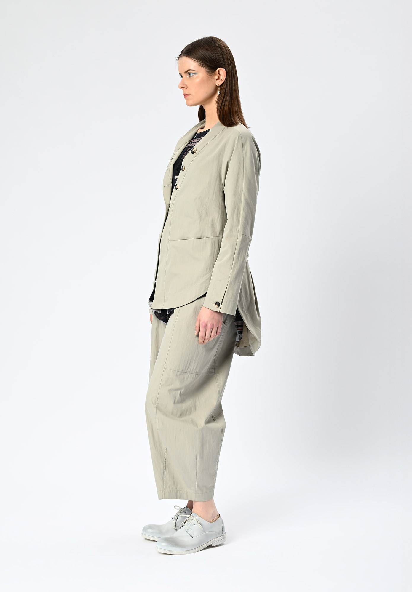 MM SÖHN - DISTRICT PEPLUM JACKET - OYSTER MM SÖHN - DISTRICT PEPLUM JACKET - OYSTER