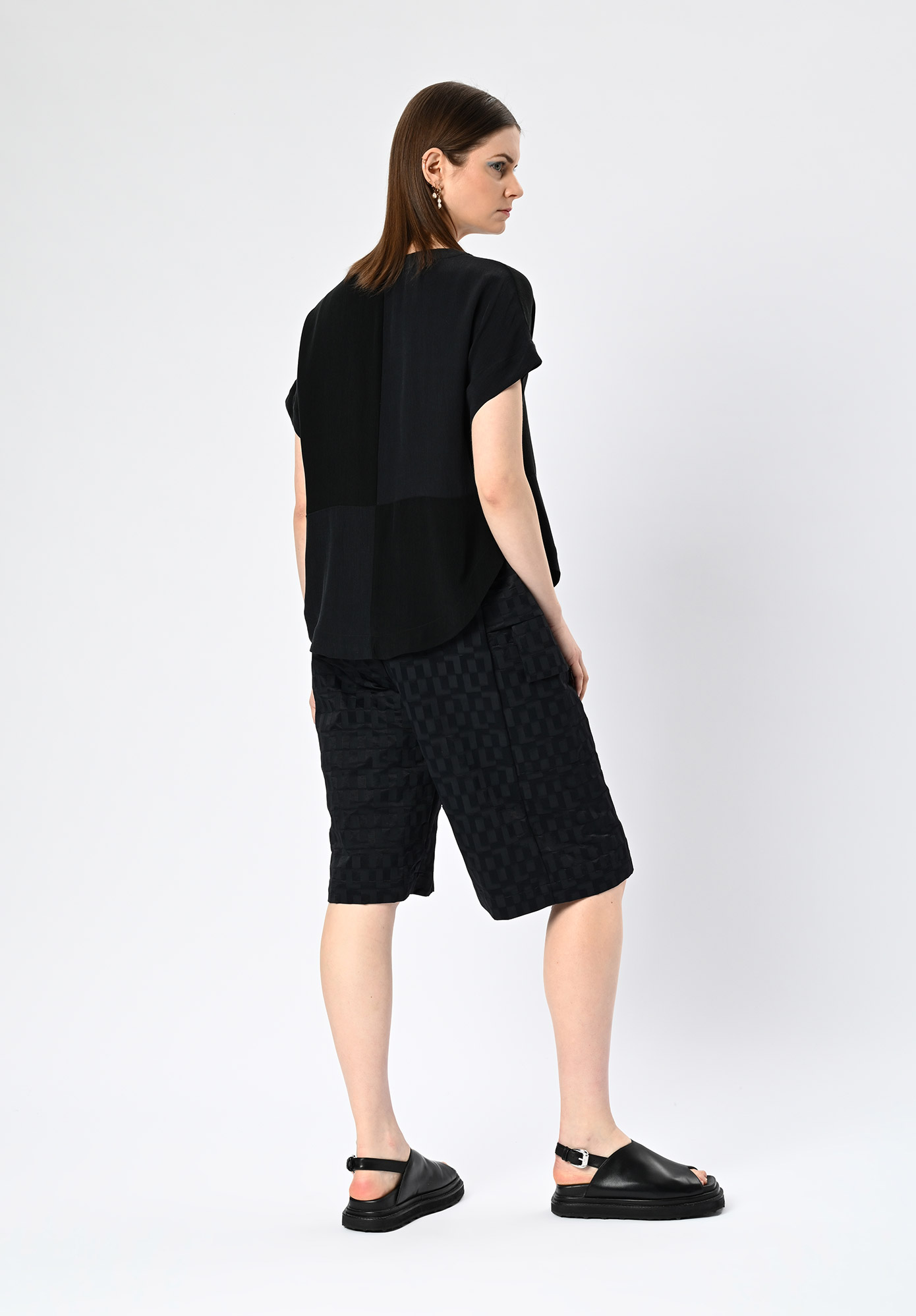 MM SÖHN - GRID TOP - INK MATT | SHINY MM SÖHN - GRID TOP - INK MATT | SHINY