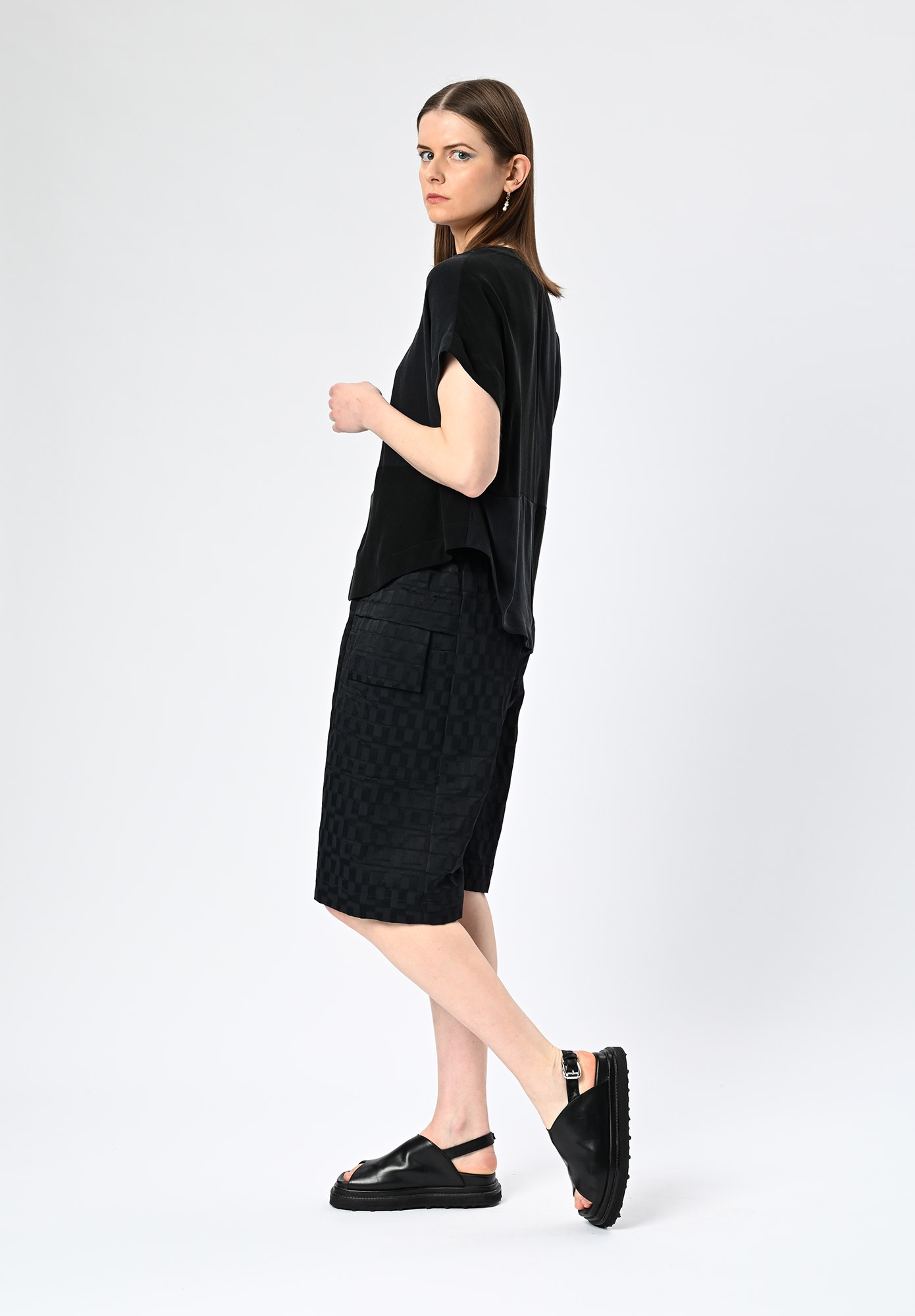 MM SÖHN - GRID TOP - INK MATT | SHINY MM SÖHN - GRID TOP - INK MATT | SHINY