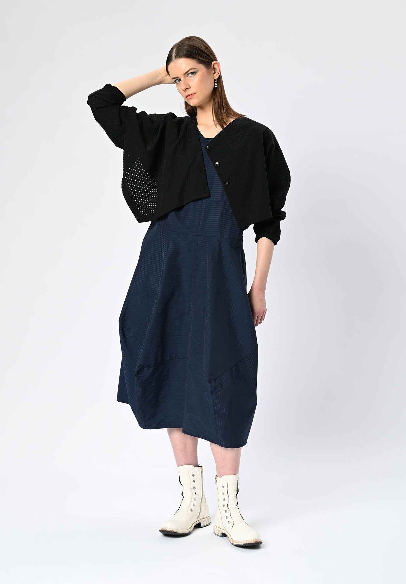 MM SÖHN - CITY LIFE CROPPED SHRUG - BLACK