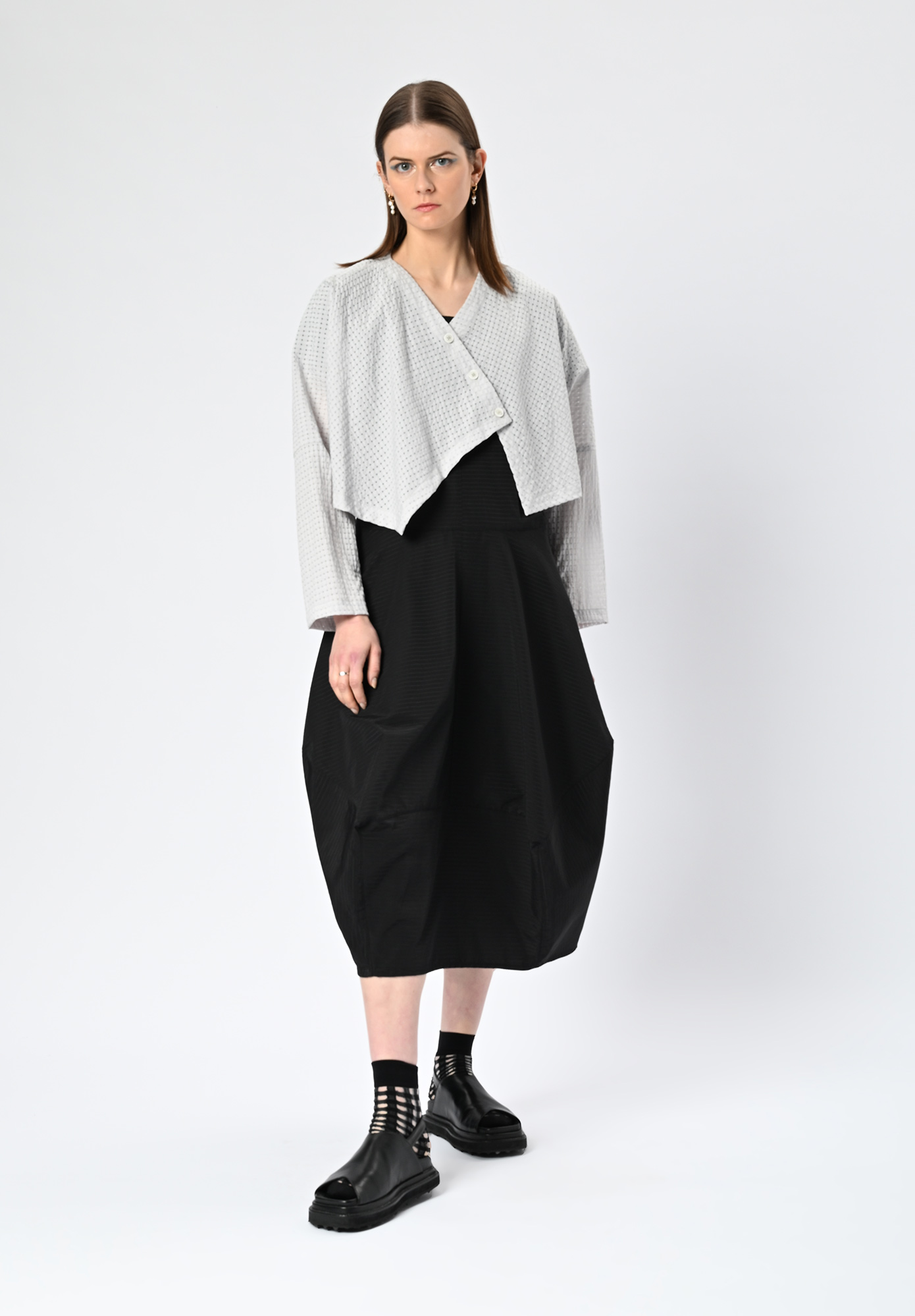 MM SÖHN - CITY LIFE CROPPED SHRUG - SILVER