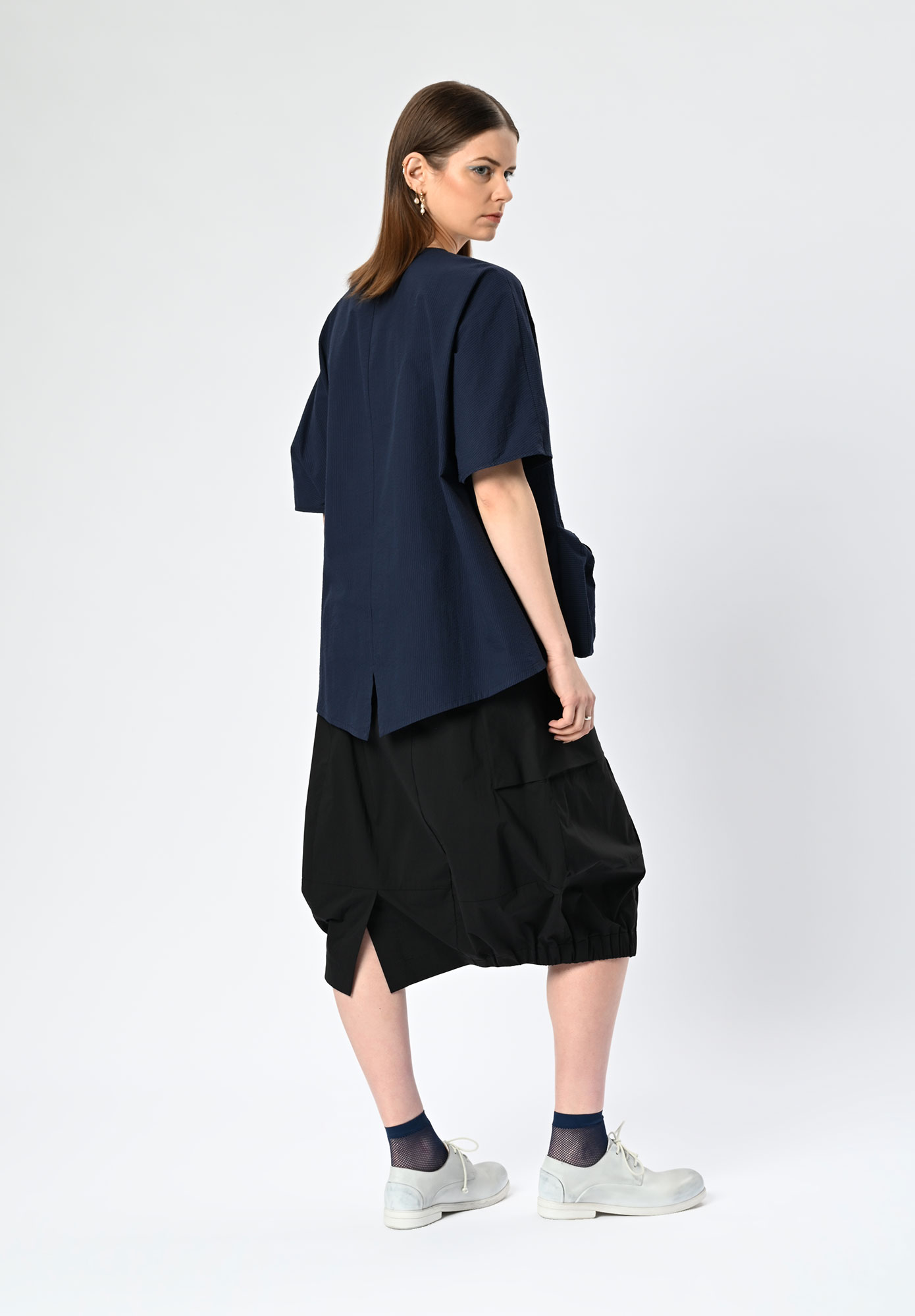 MM SÖHN - SPATIAL 3D POCKET TOP - BLACK | INK STRIPE MM SÖHN - SPATIAL 3D POCKET TOP - BLACK | INK STRIPE