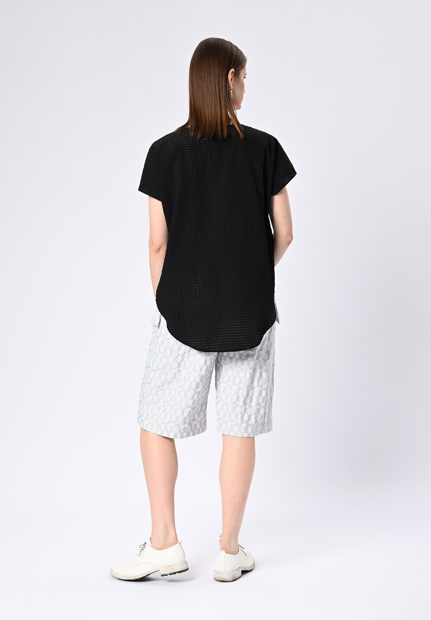 MM SÖHN - SIDE X SIDE TOP - BLACK PERFORATED CHECK