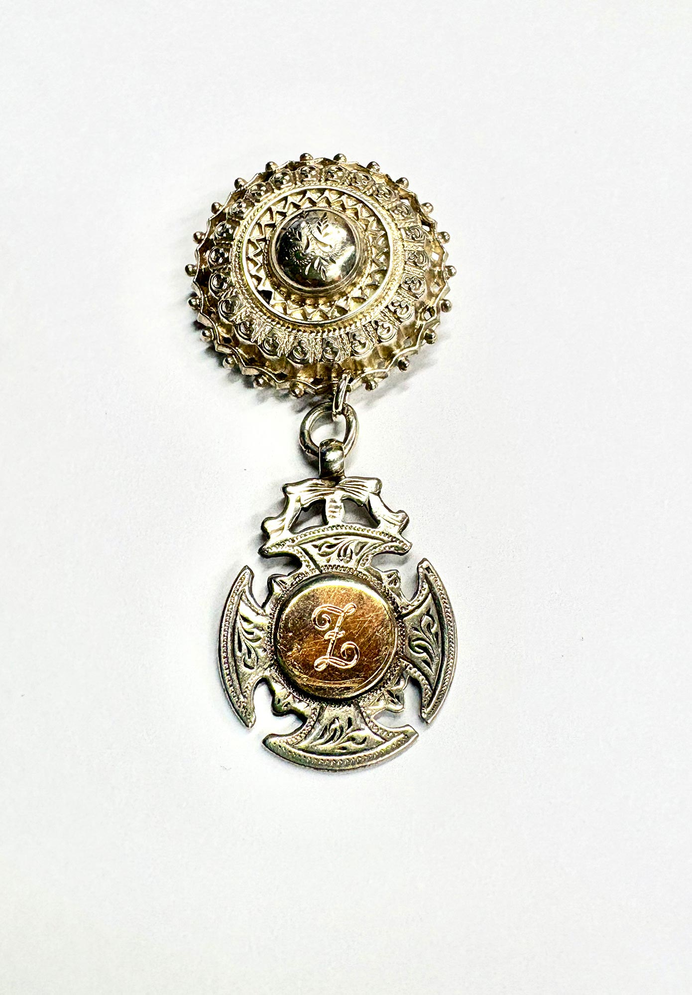 FLEW DESIGNS - TARGET BROOCH - SILVER